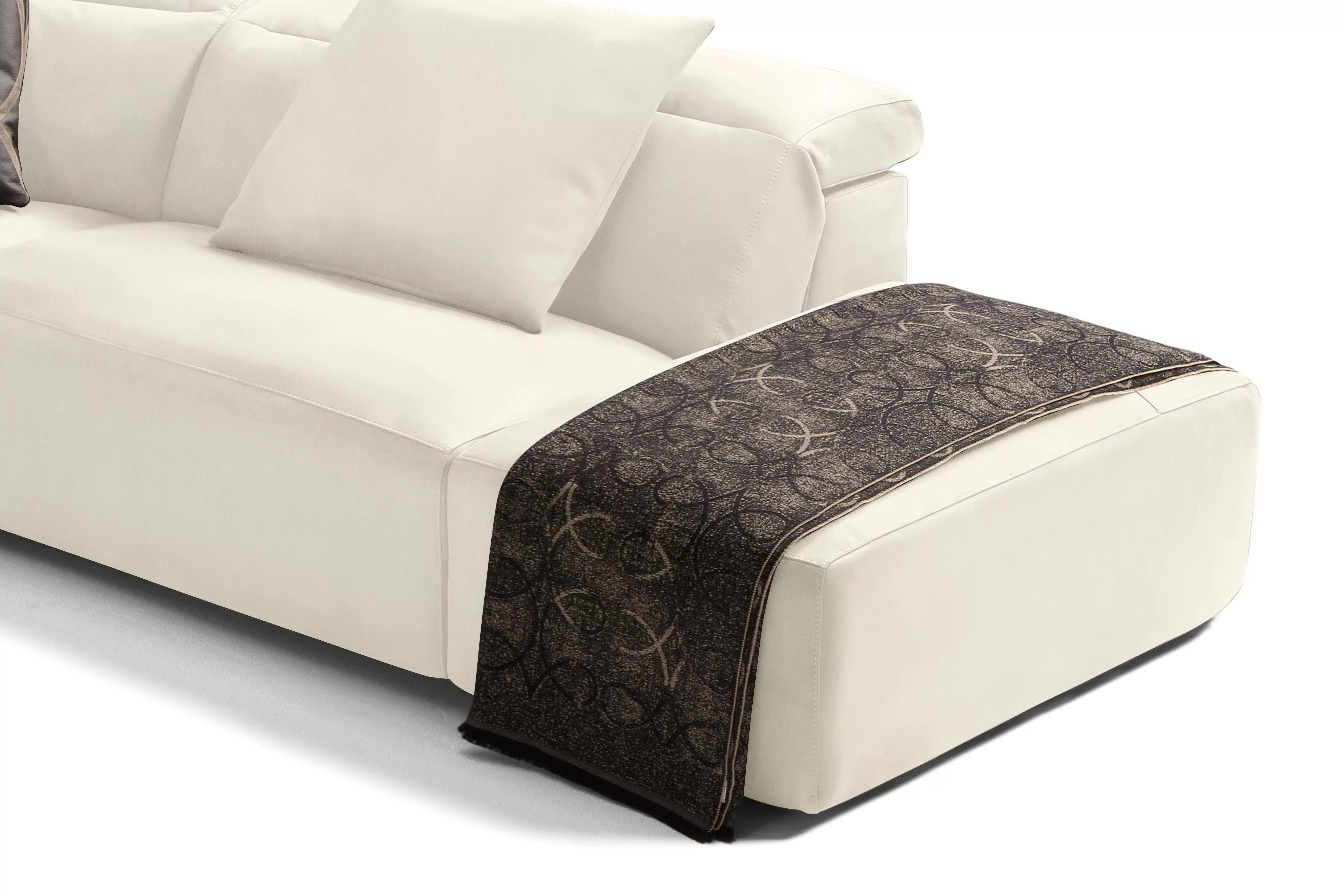 Egoitaliano Ecksofa »Beverly, extravangantes Designsofa mit erstklassigem S günstig online kaufen