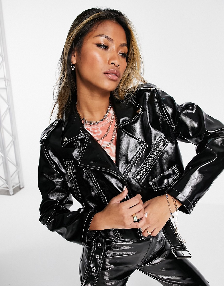 Topshop – Kurz geschnittene Bikerjacke aus Vinyl in Schwarz, Kombiteil günstig online kaufen