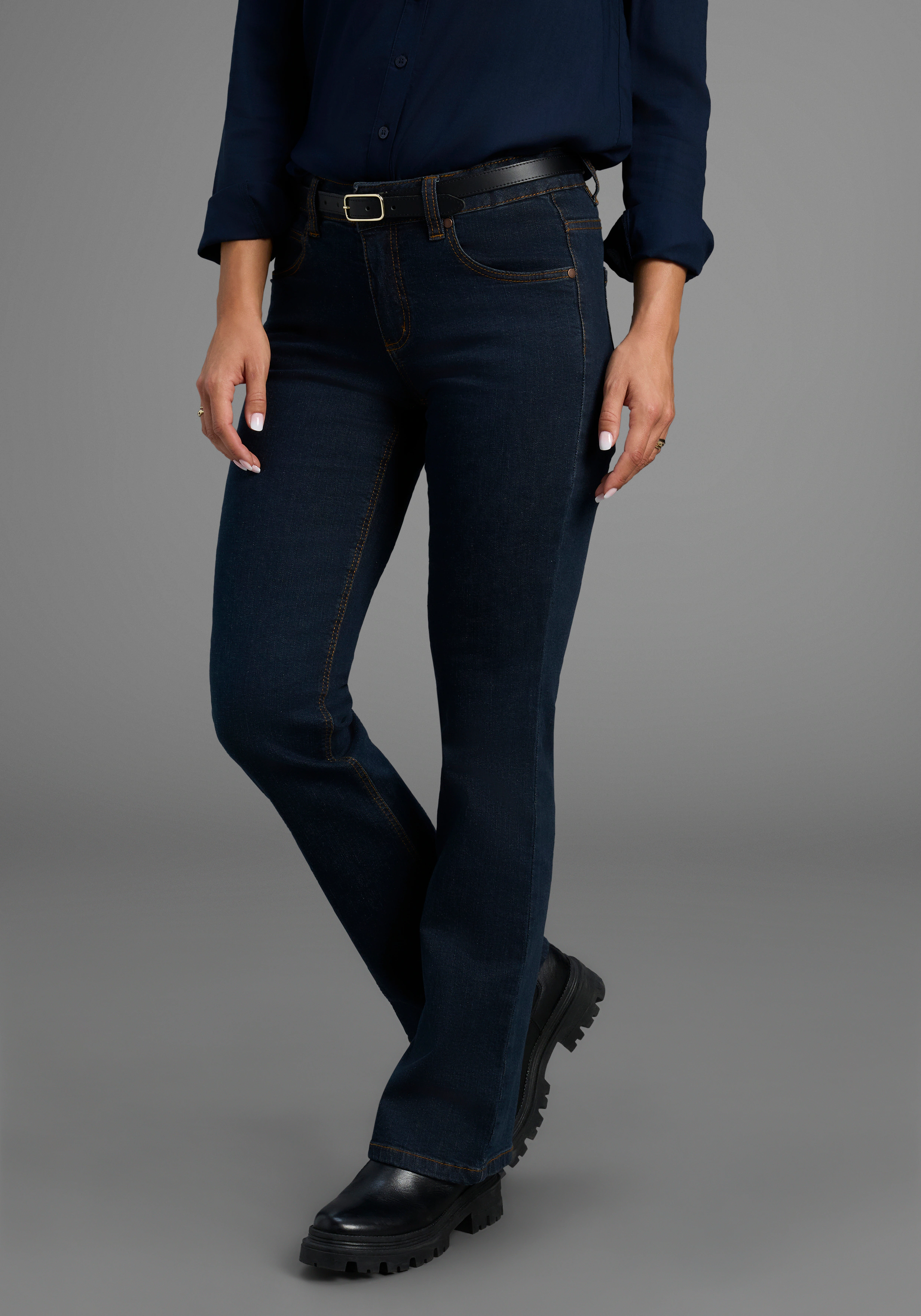 Arizona Bootcut-Jeans "Bund mit seitlichem Gummizugeinsatz", hohe Leibhöhe, günstig online kaufen