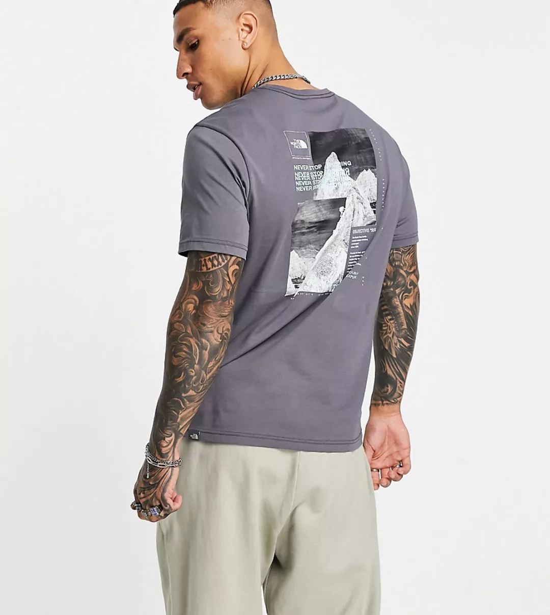 The North Face – Collage – T-Shirt in Grau/Grün, exklusiv bei ASOS günstig online kaufen