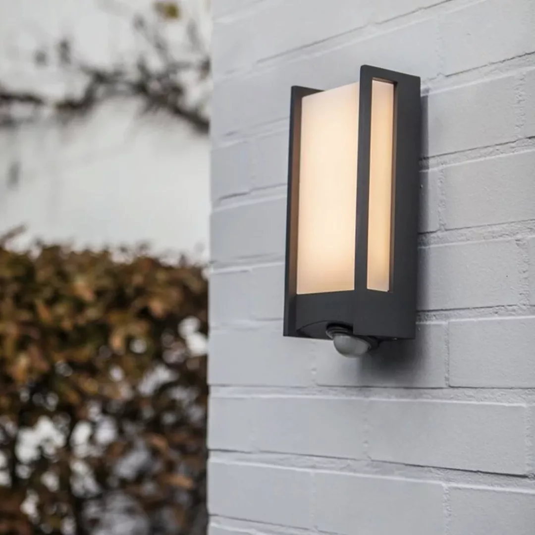 LED Außenwandleuchte Qubo aus Aluminiumdruckguss in Anthrazit mit Bewegungs günstig online kaufen