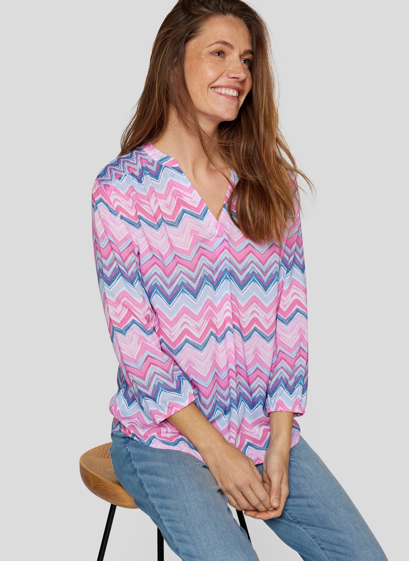 Rabe Druckbluse, mit grafischem Muster und aus reiner Viskose günstig online kaufen