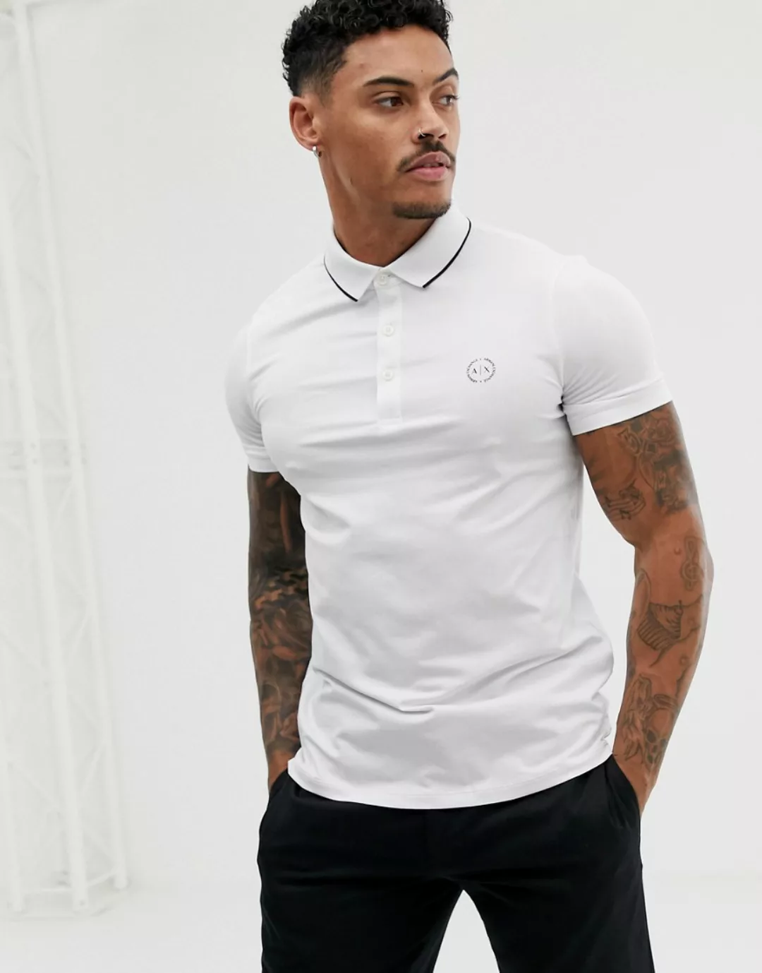 Armani Exchange – Weißes Slim Fit Polohemd mit Kontraststreifen günstig online kaufen