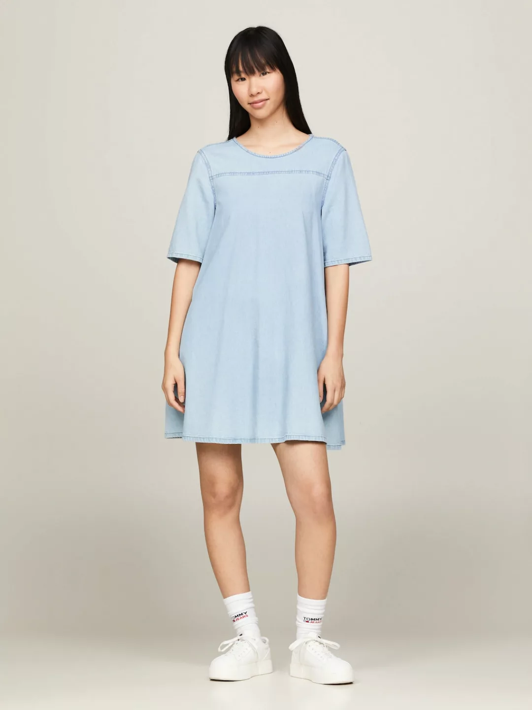 Tommy Jeans Curve Blusenkleid "TJW CHAMBRAY A-LINE SS DRESS EXT", Große Grö günstig online kaufen