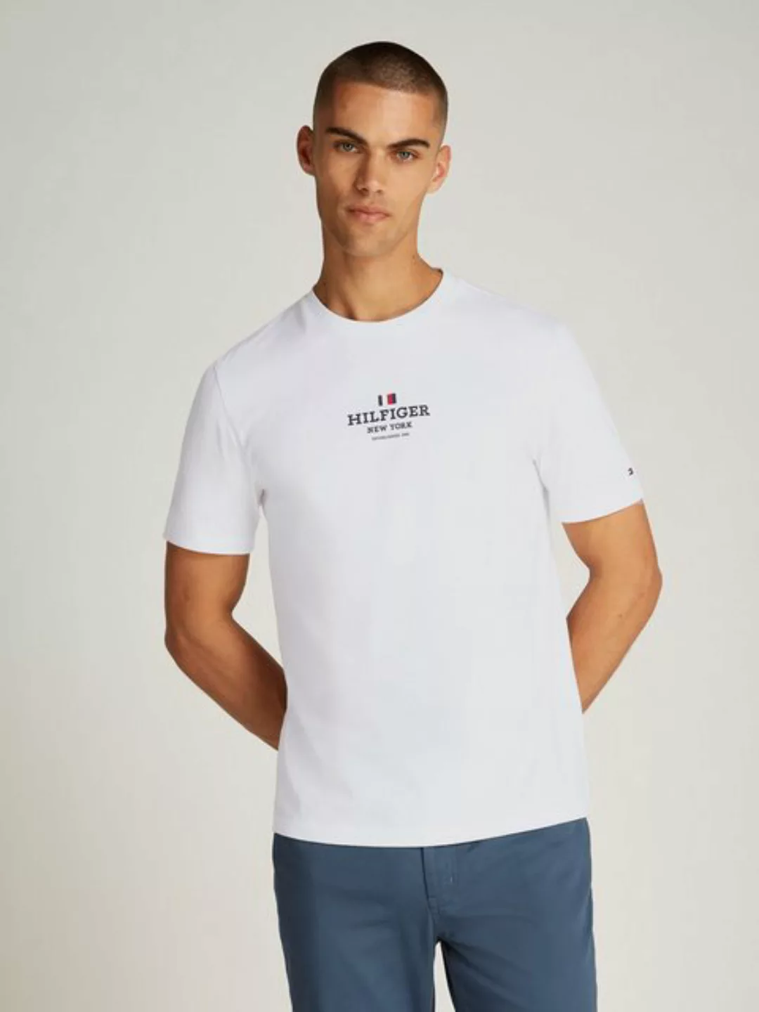 Tommy Hilfiger T-Shirt RWB HILFIGER TEE Logoprint auf der Brust günstig online kaufen