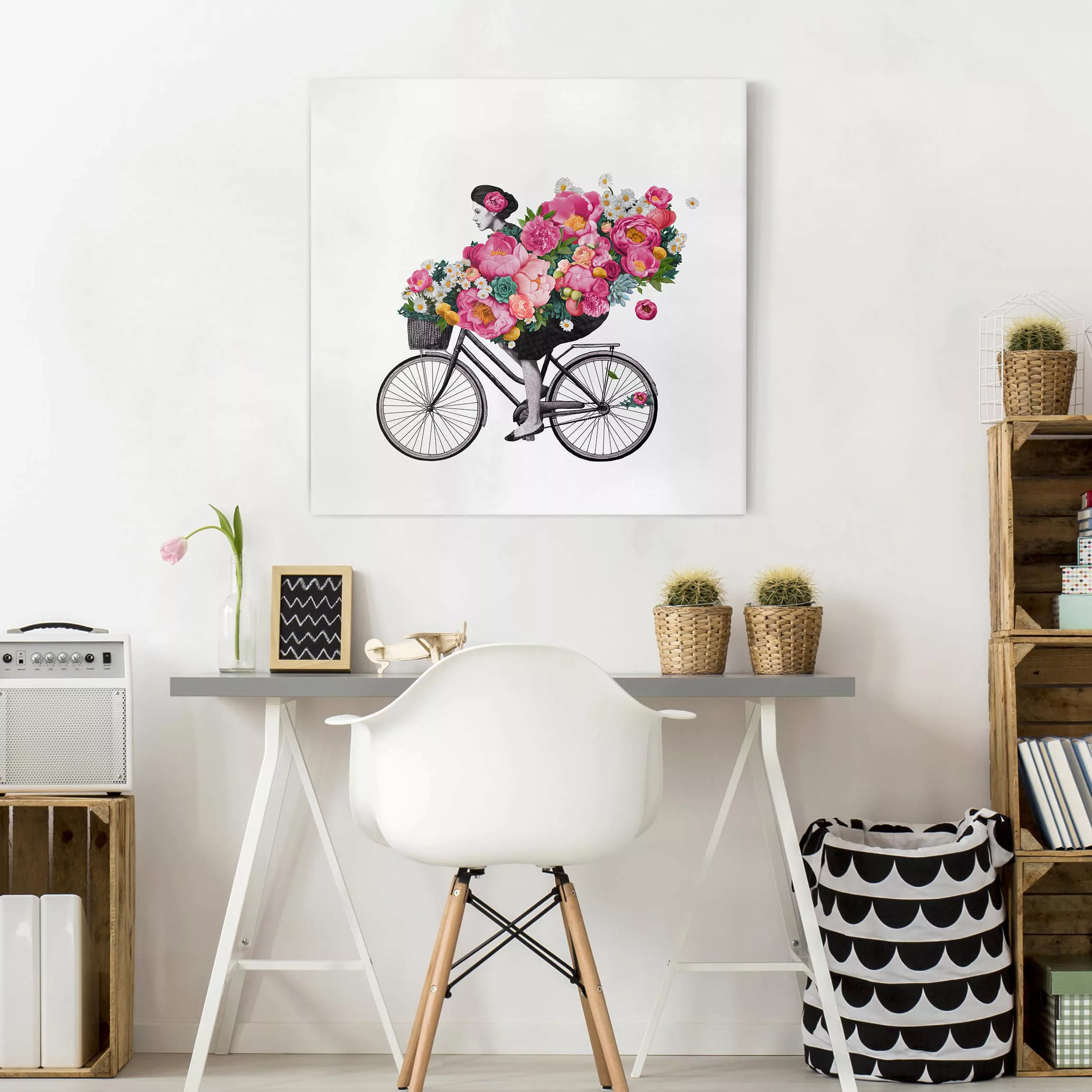 Leinwandbild - Quadrat Illustration Frau auf Fahrrad Collage bunte Blumen günstig online kaufen