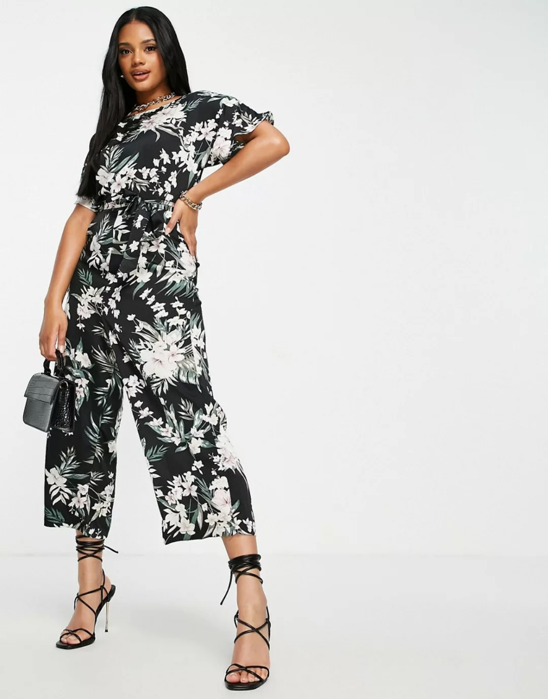 AX Paris – Jumpsuit mit Hosenrockschnitt und Blumenmuster-Mehrfarbig günstig online kaufen