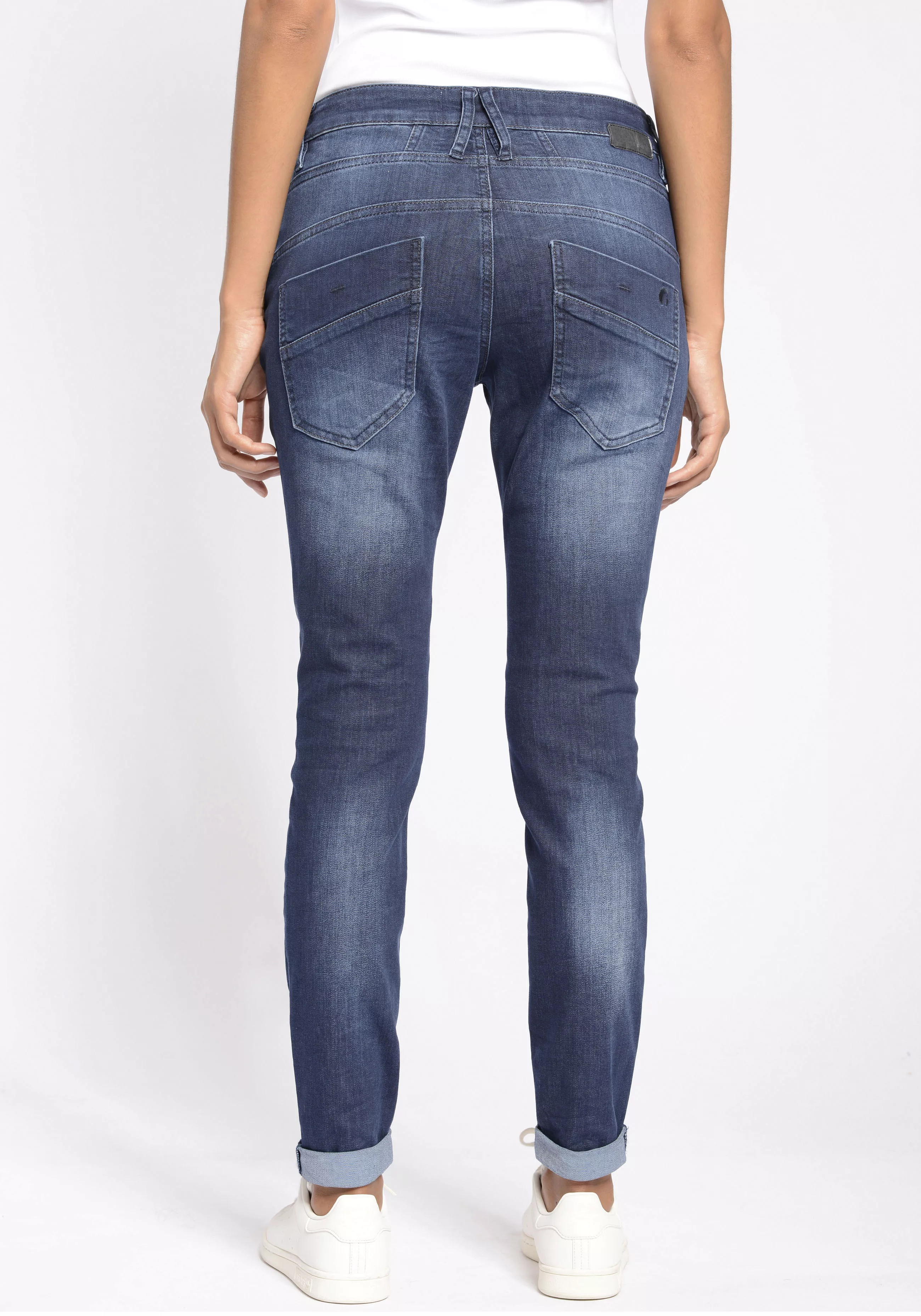 GANG Slim-fit-Jeans "94New Georgina", mit charakteristischen Abnähern quer günstig online kaufen