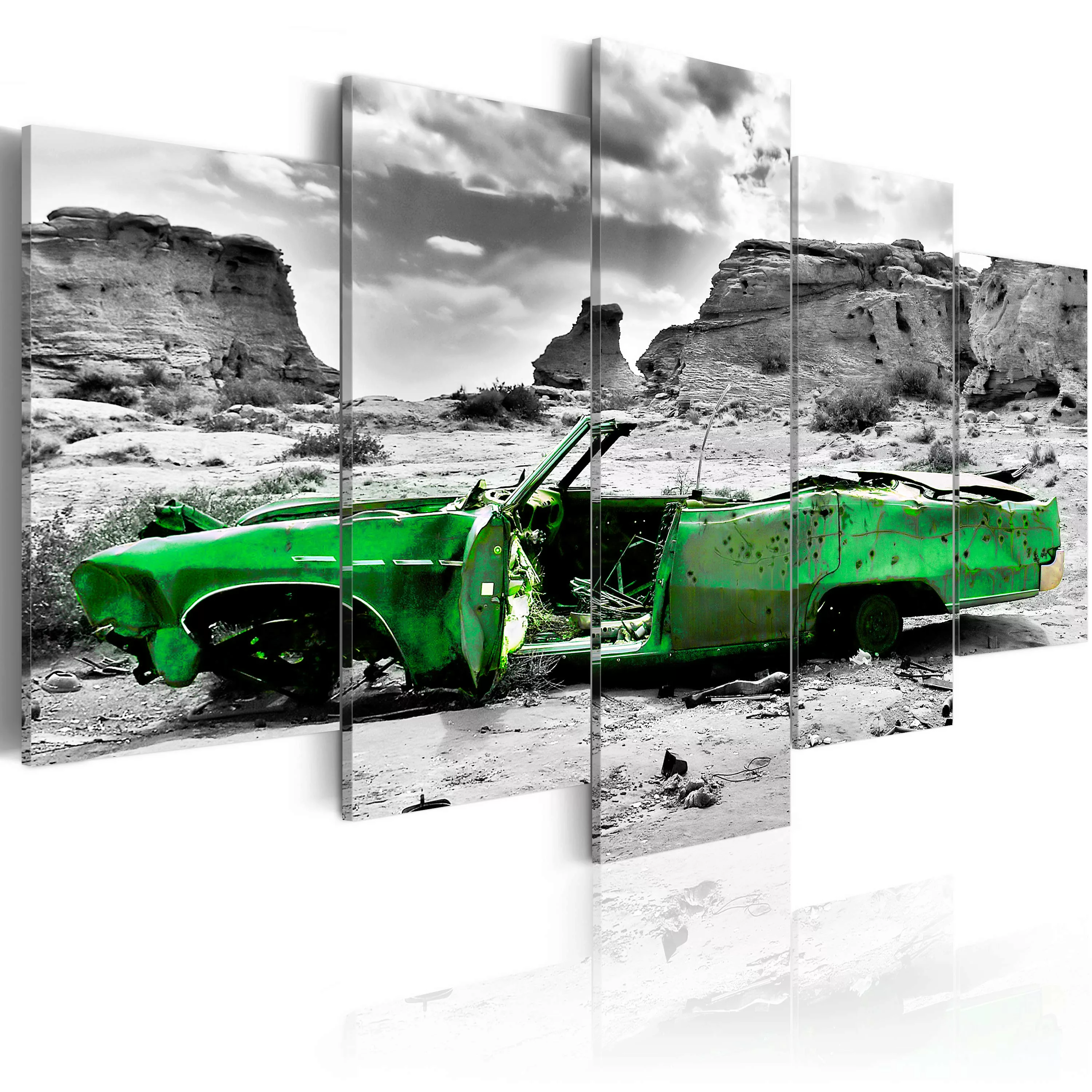 Wandbild - Grünes Retro Auto In Der Colorado Wüste günstig online kaufen