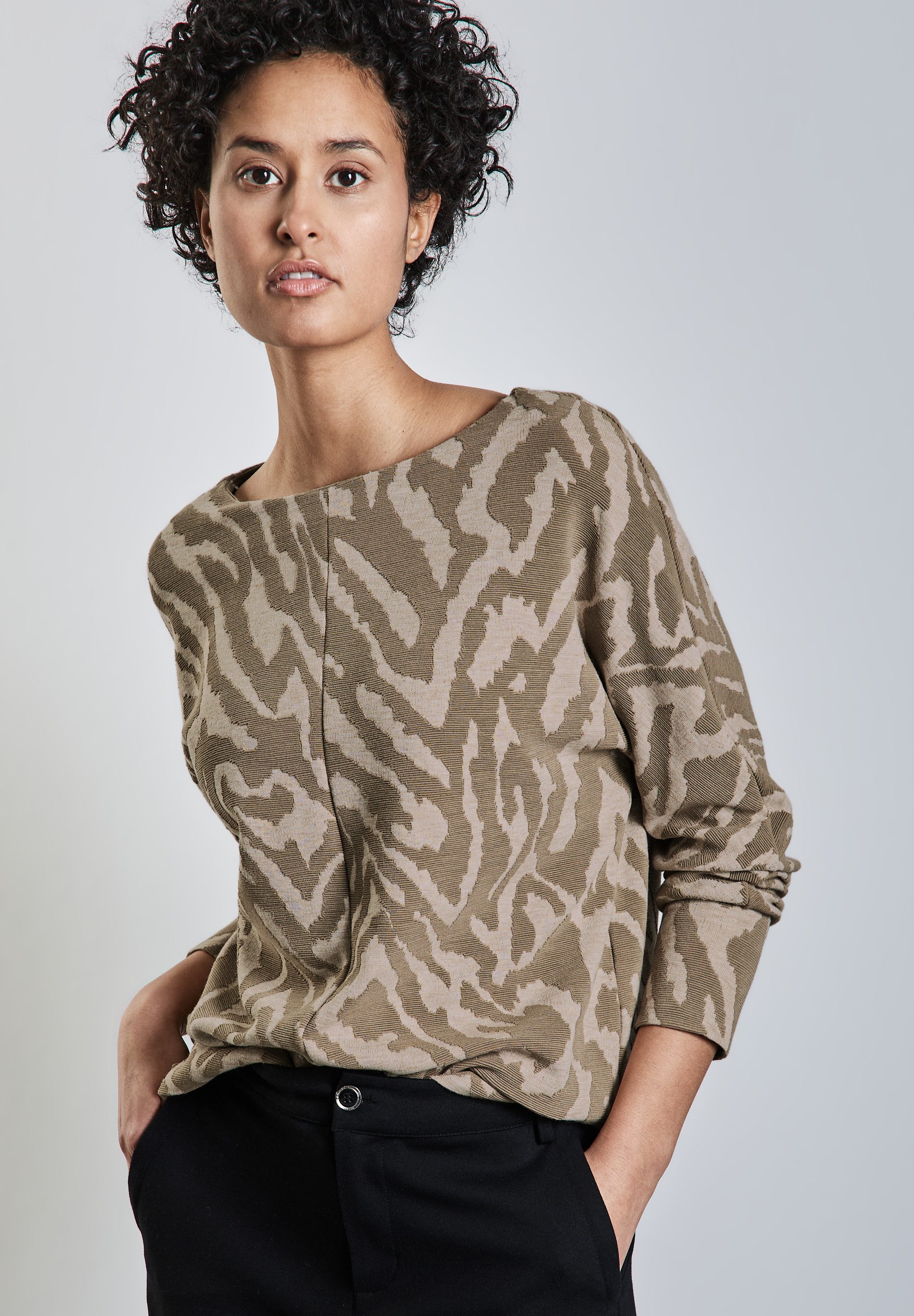 STREET ONE Langarmshirt, aus elastischem Materialmix günstig online kaufen