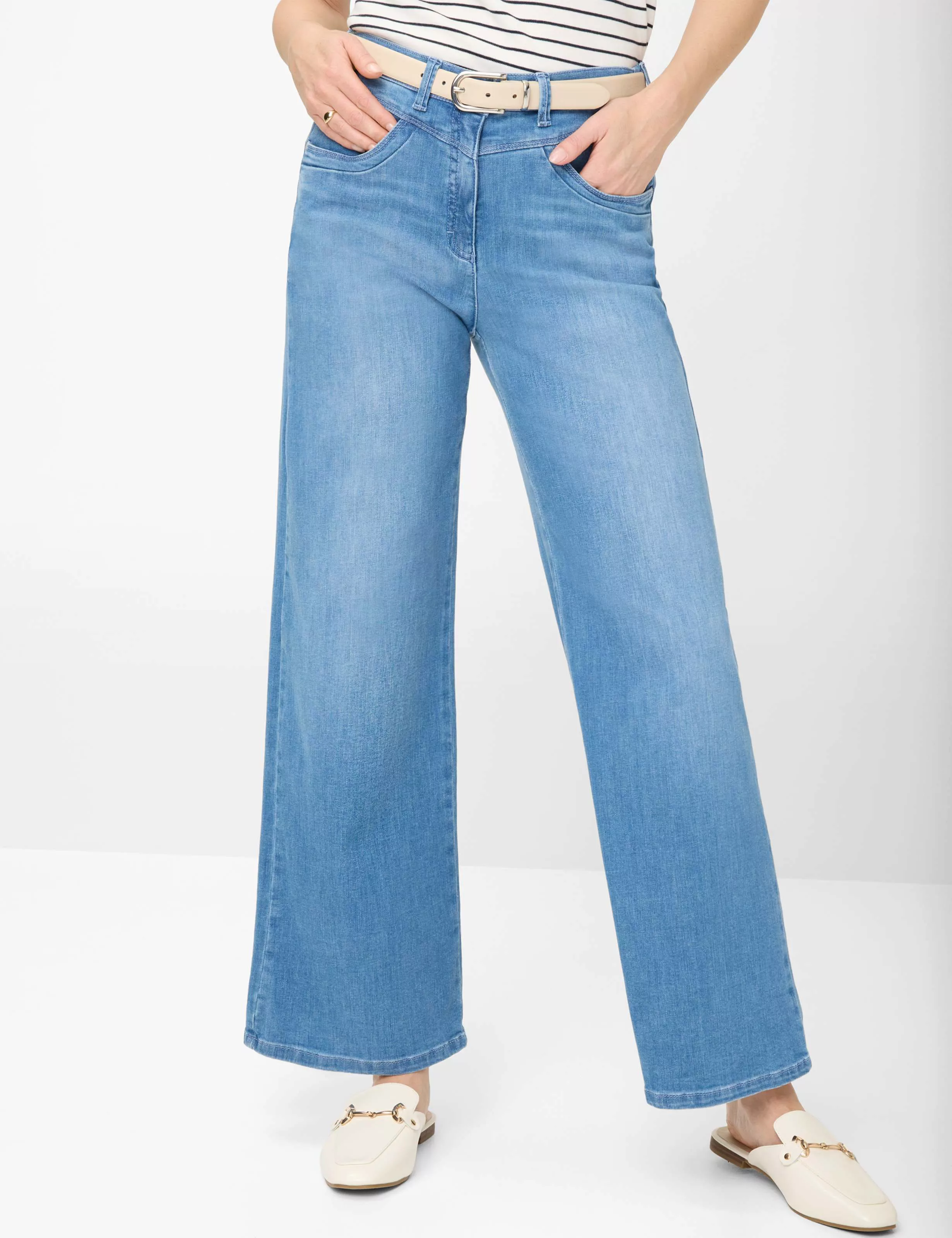 RAPHAELA by BRAX 5-Pocket-Jeans "Style LAURA FLARED" günstig online kaufen