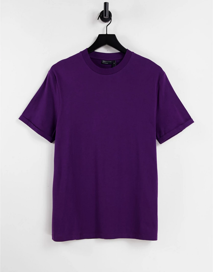 ASOS DESIGN – T-Shirt aus Bio-Baumwolle in Lila mit umgeschlagenen Ärmeln-V günstig online kaufen