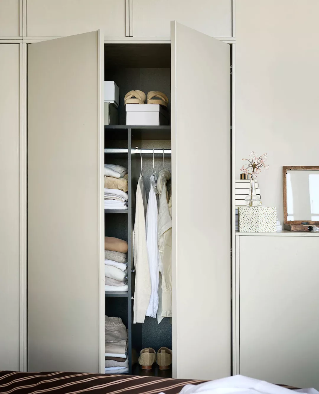 WOOOD Garderobenschrank "Daily", mit Push-to-Open Funktion, H 200 cm x B 10 günstig online kaufen