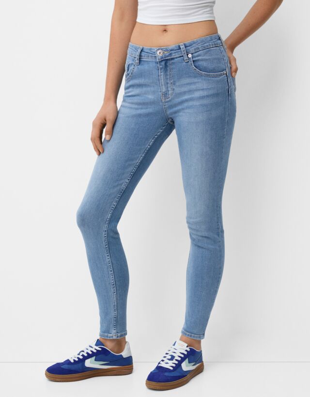 Bershka Push-Up-Skinny-Jeans Damen 32 Ausgewaschenes Blau günstig online kaufen