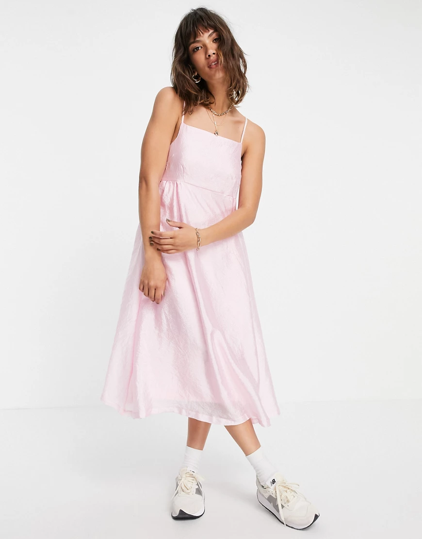 Vero Moda – Midikleid aus Satin mit schmalen Trägern in Rosa günstig online kaufen