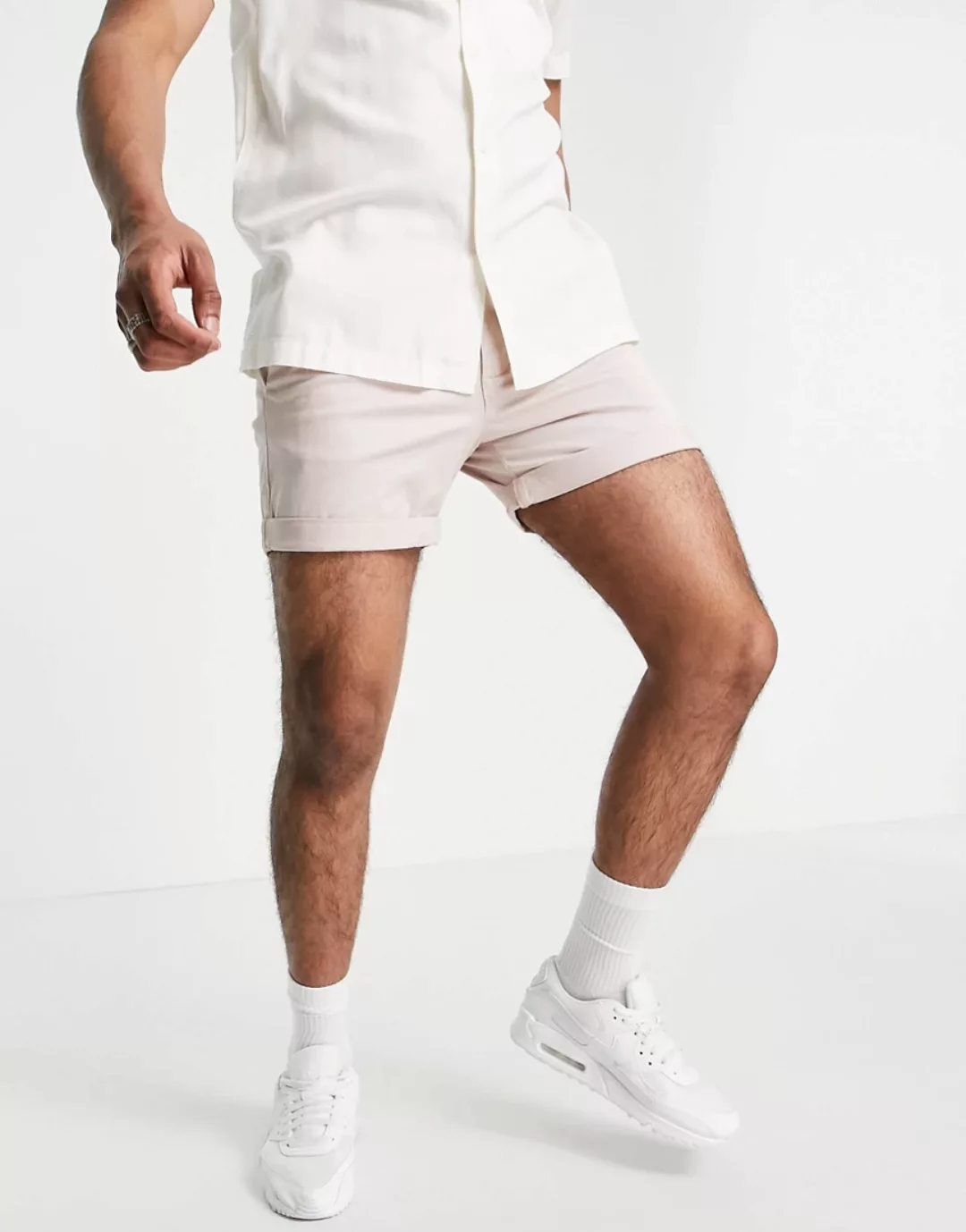New Look – Kürzer geschnittene Chino-Shorts in Rosa günstig online kaufen
