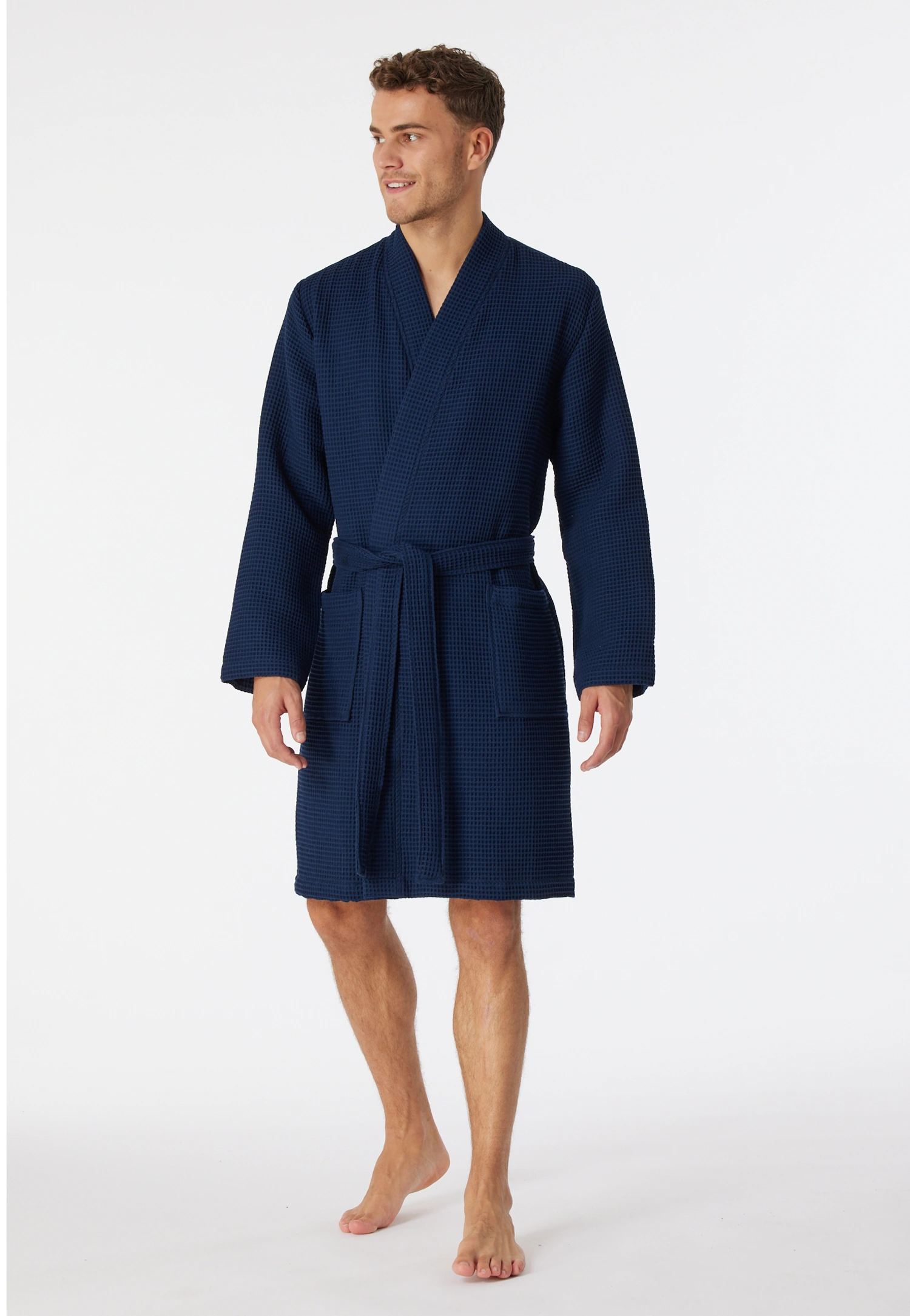 Schiesser Herrenbademantel "Essentials", mit Bindekordel, Kimono-Schnitt günstig online kaufen
