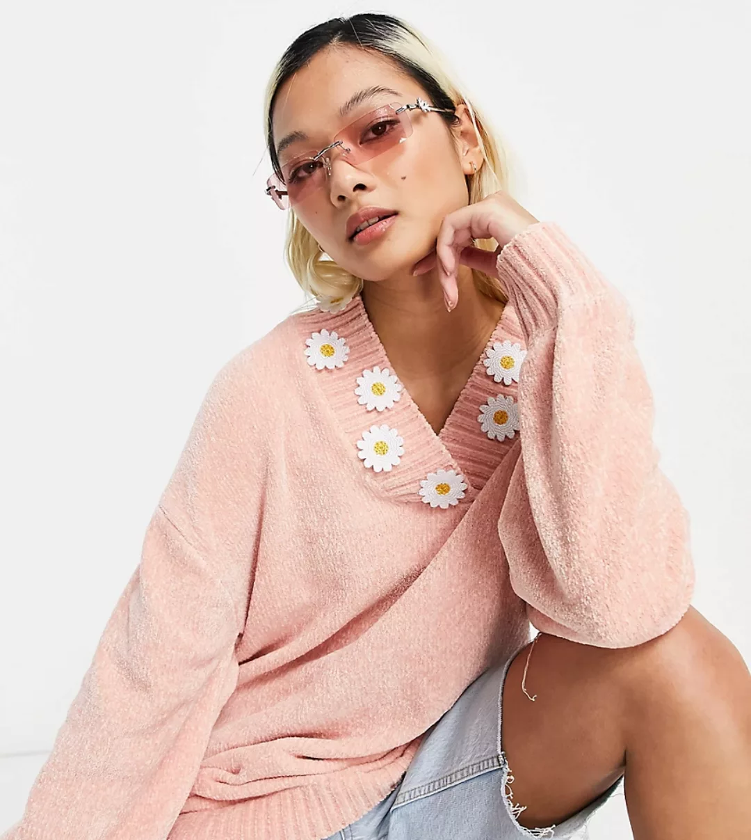 Native Youth – Süßer Oversize-Pullover mit Gänseblümchen-Verzierung-Rosa günstig online kaufen