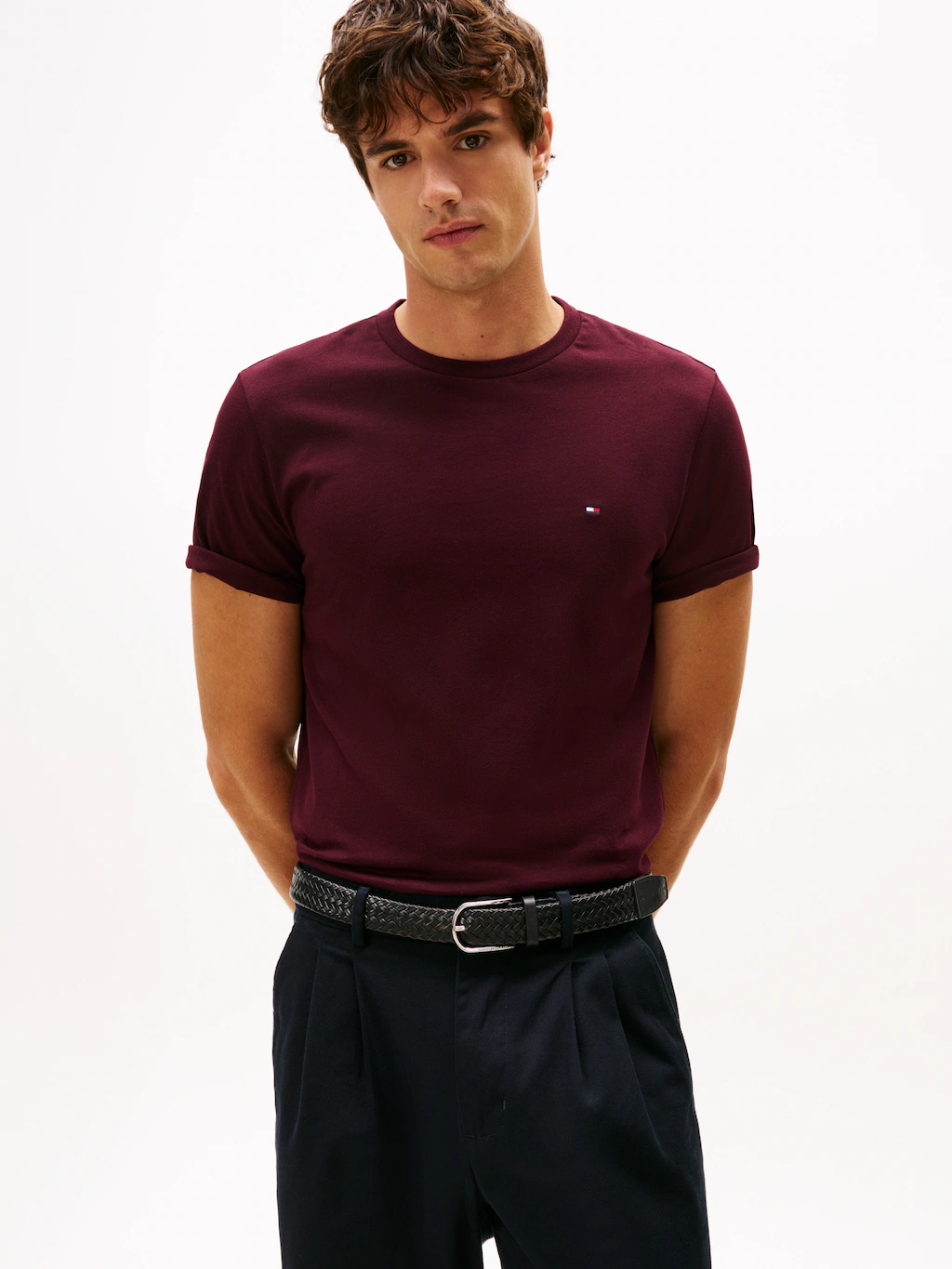 Tommy Hilfiger T-Shirt "ESSENTIAL REG FIT SOLID TEE mit Stickerei und Rundh günstig online kaufen