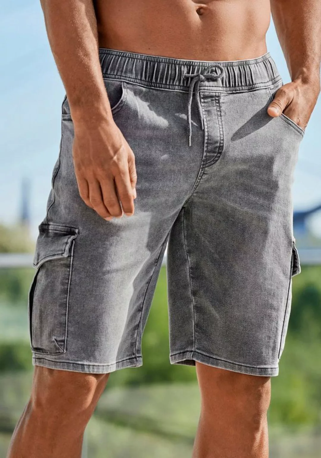 John Devin Jeansshorts mit Cargotaschen am Bein günstig online kaufen