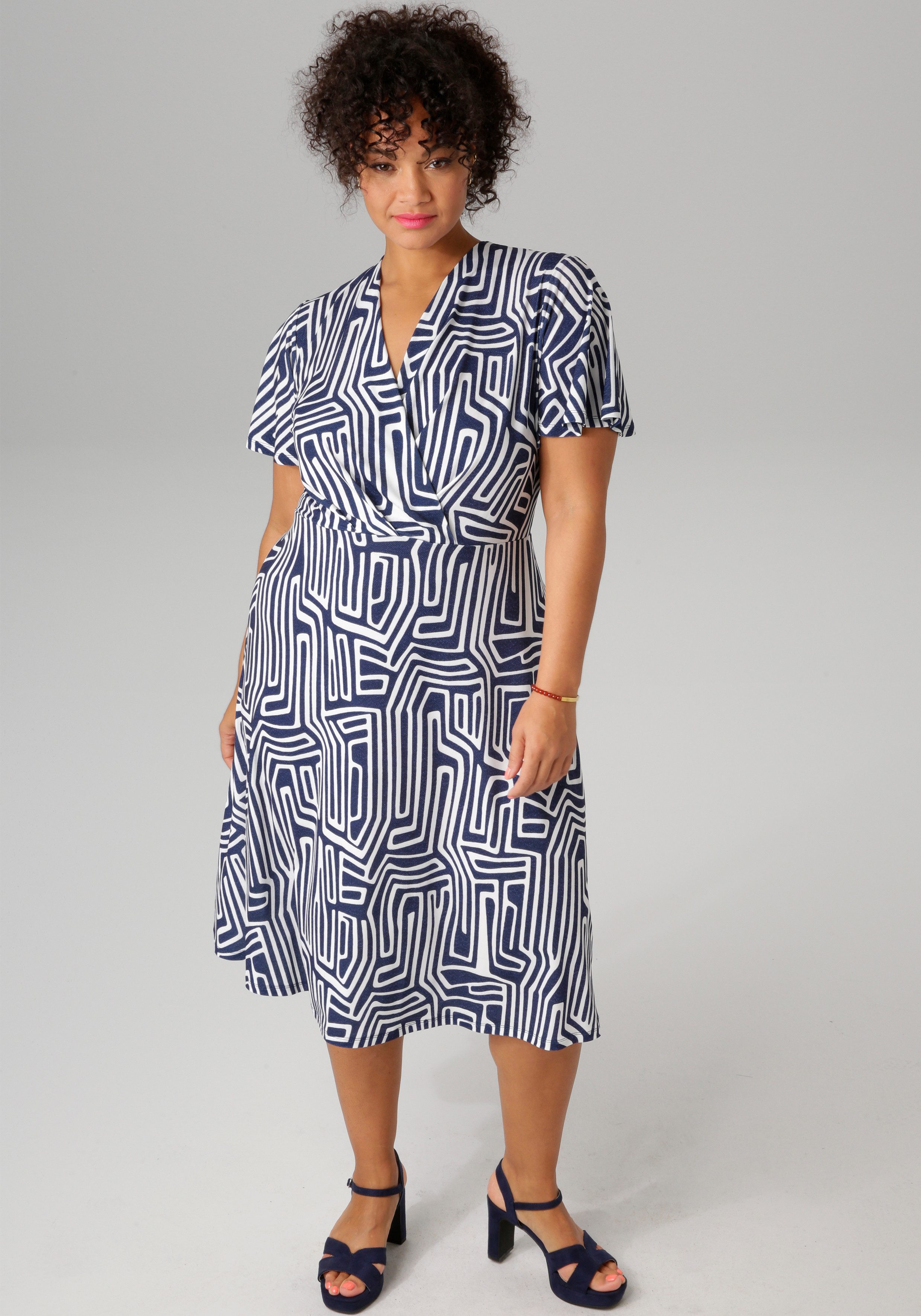Aniston PLUS Jerseykleid mit V-Ausschnitt in günstig online kaufen