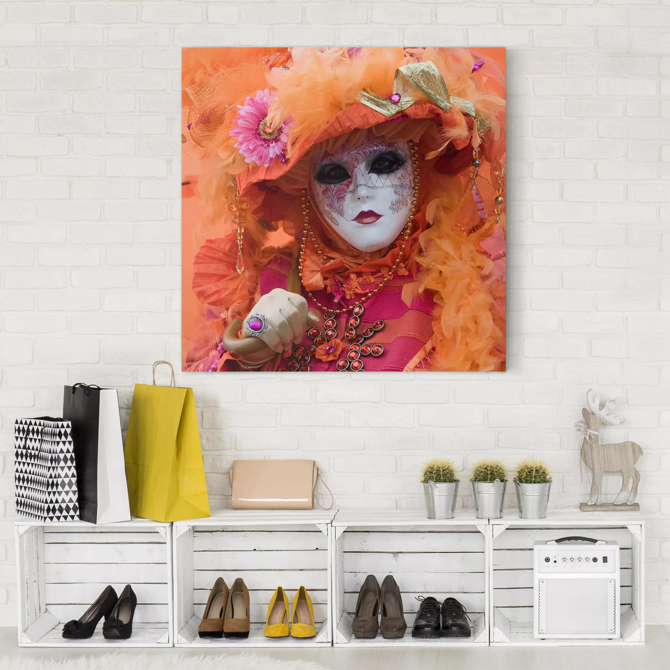 Leinwandbild Portrait - Quadrat Karneval in Orange günstig online kaufen