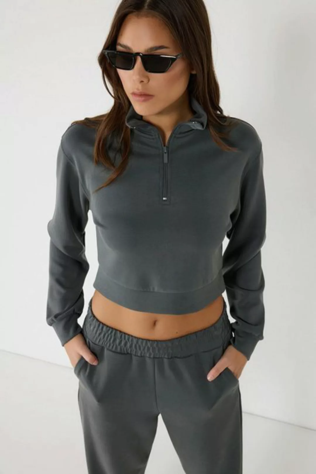 No Matter What Sweatshirt Kohle Zip-Up Crop Sweatshirt günstig online kaufen