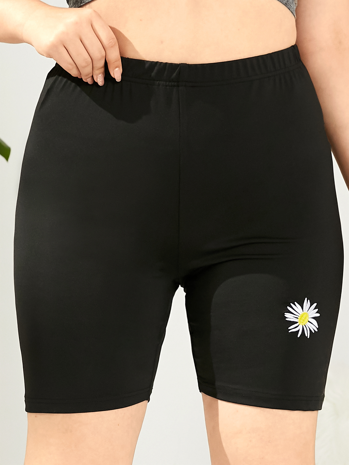 YOINS – Schwarze Calico-Shorts in Übergröße günstig online kaufen