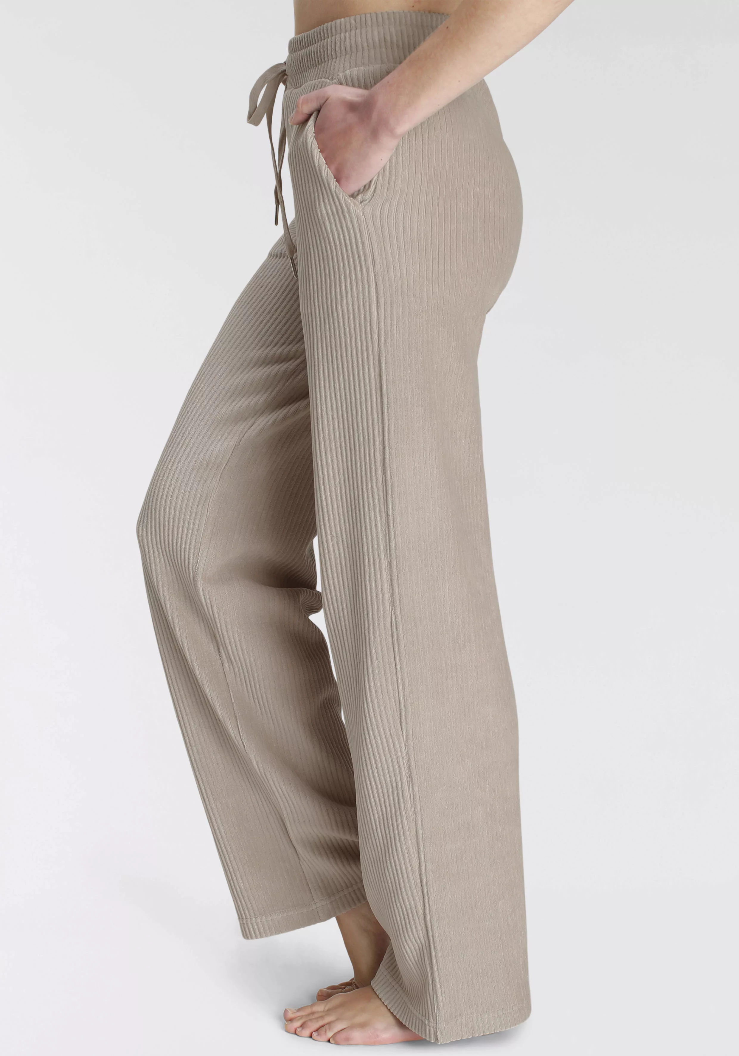 Vivance Homewearhose, mit breiter elastischen Cord Struktur, Loungewear günstig online kaufen