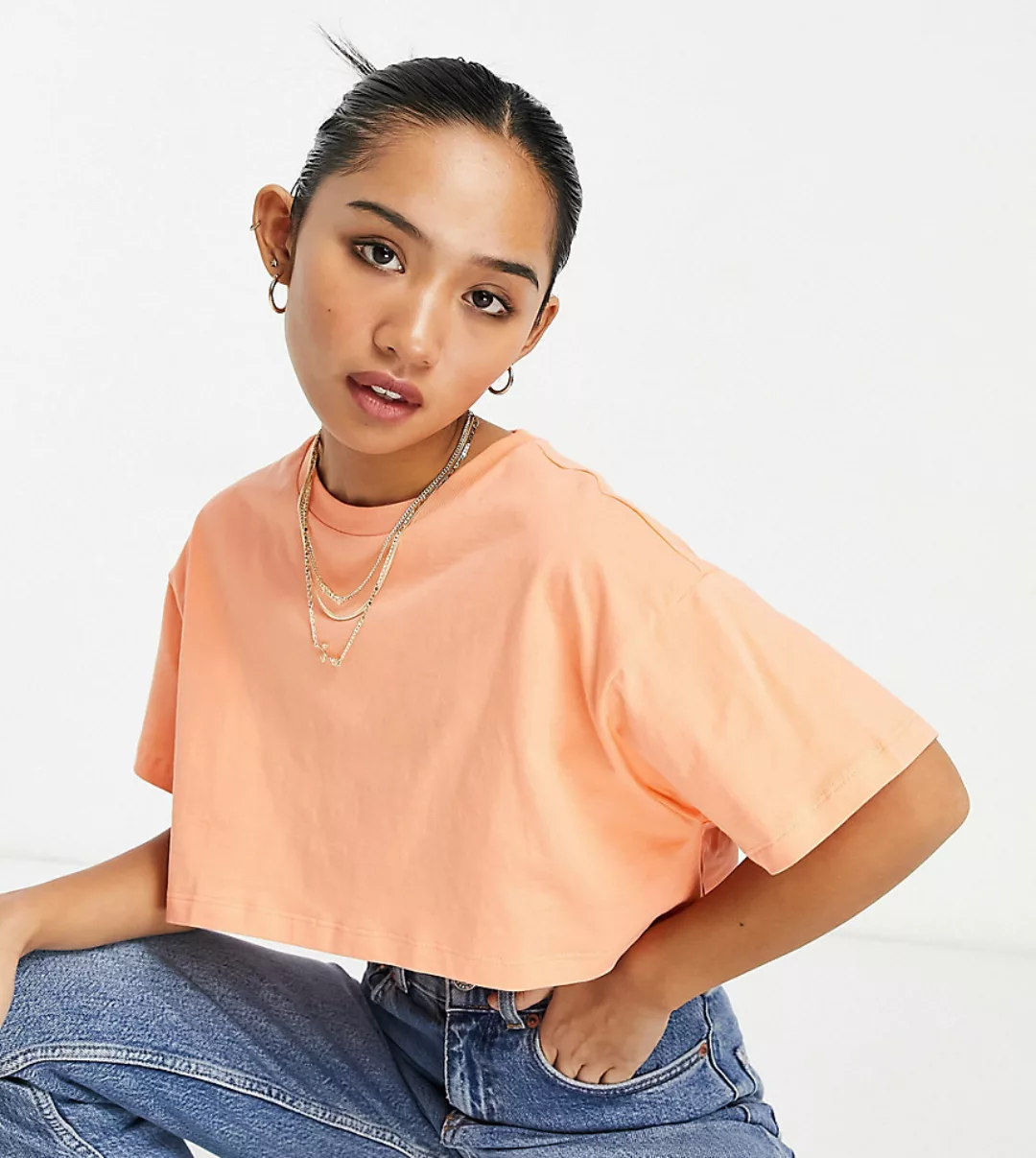 ASOS DESIGN Petite – Superkurzes T-Shirt in Apricot-Orange günstig online kaufen
