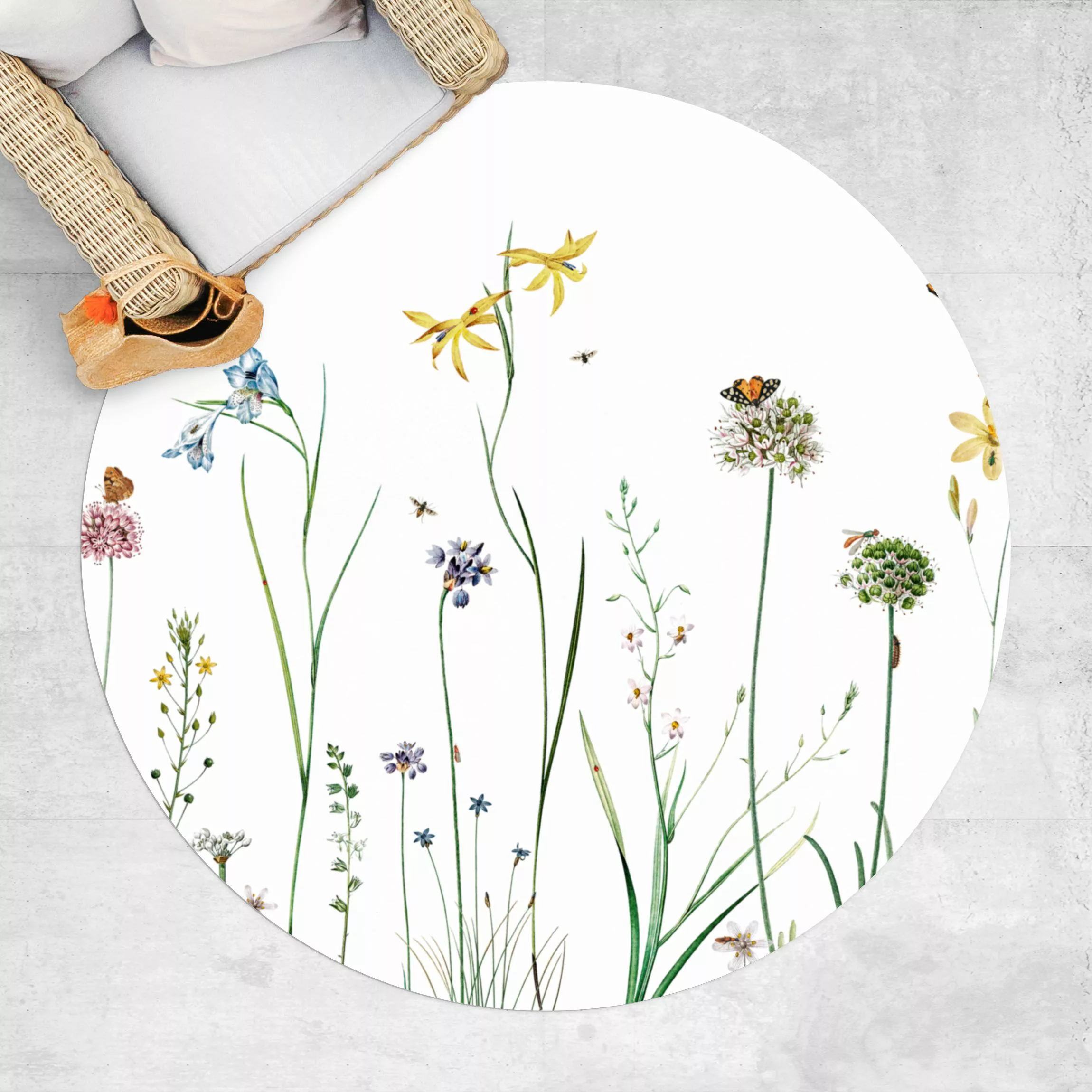 Runder Vinyl-Teppich Tanzende Schmetterlinge auf Wildblumen günstig online kaufen