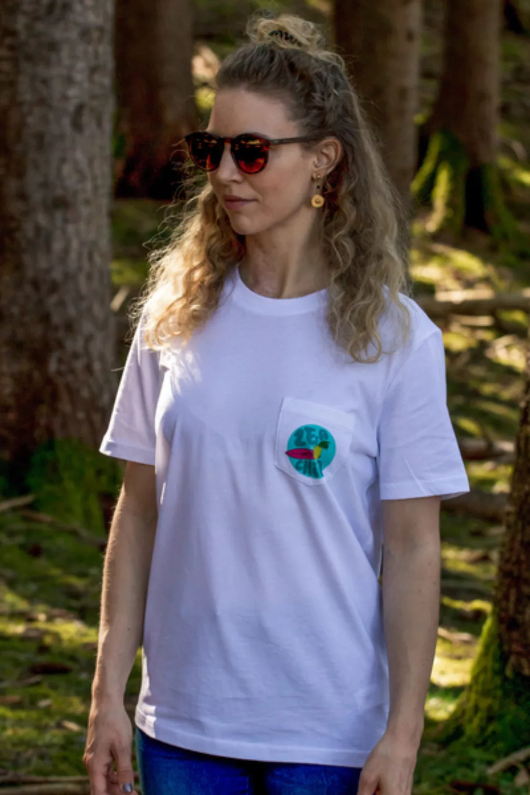 Surfing Pineapple Pocketshirt Unisex günstig online kaufen