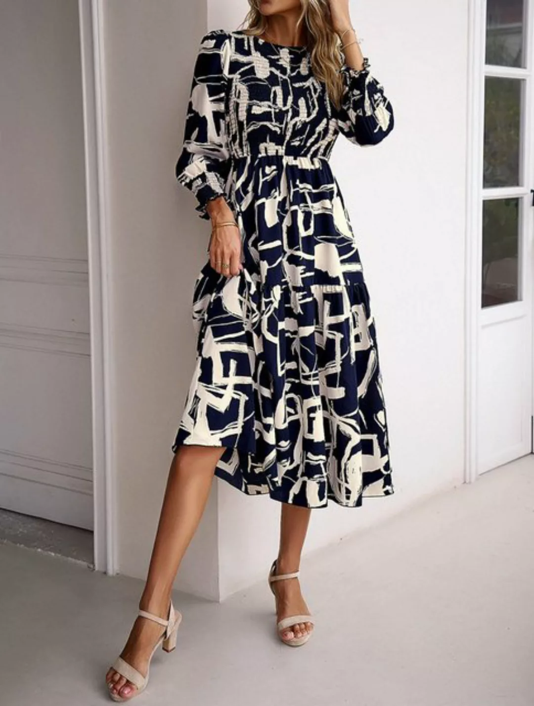 RUZU UG Dirndl Elegantes Damenkleid mit Rundhalsausschnitt für den Herbst u günstig online kaufen