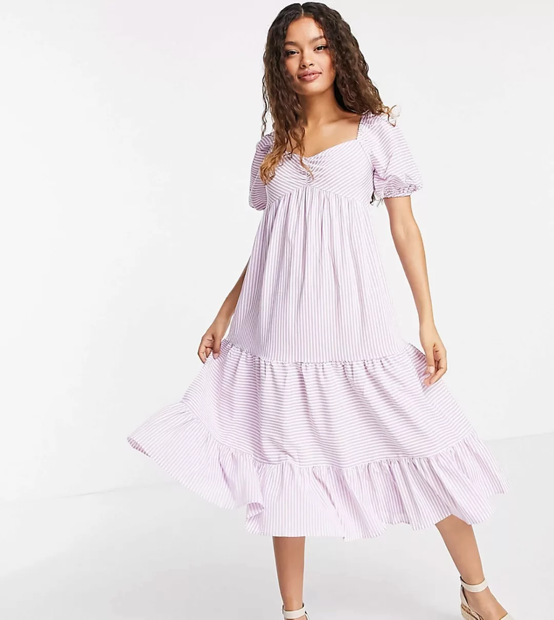 Urban Threads Petite – Gestreiftes Midikleid in Flieder mit gestuftem Saum- günstig online kaufen