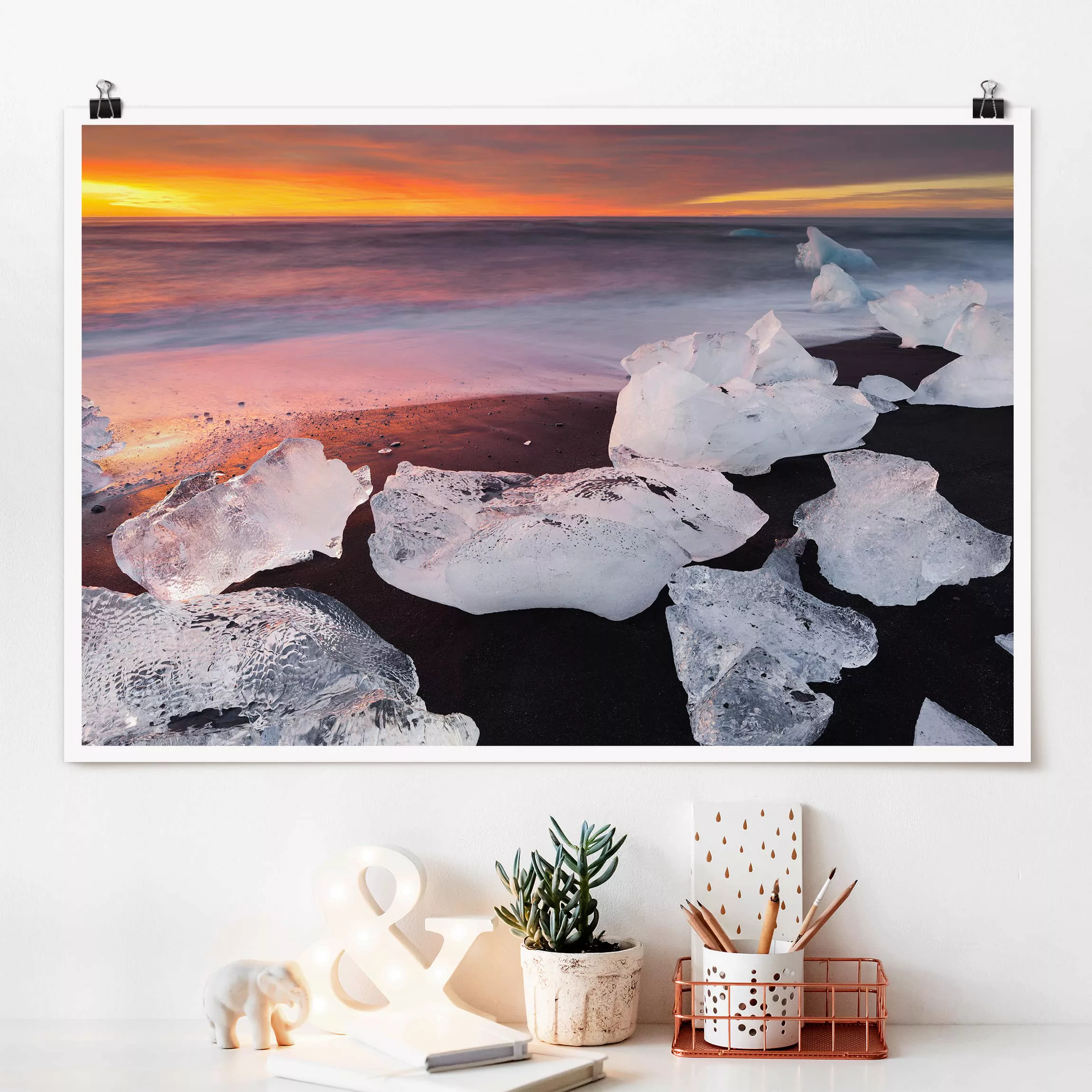 Poster Strand - Querformat Eisbrocken bei der Gletscherlagune Jökulsárlon I günstig online kaufen