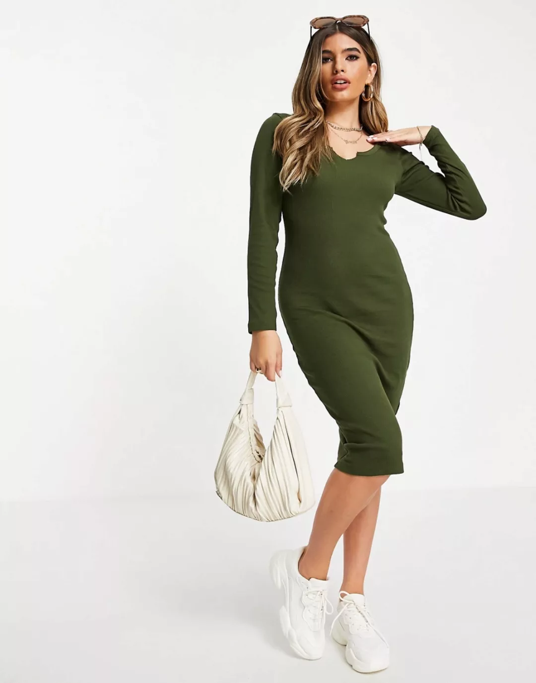 Brave Soul – Langärmliges Kleid in Khaki mit eingekerbtem Ausschnitt-Grün günstig online kaufen