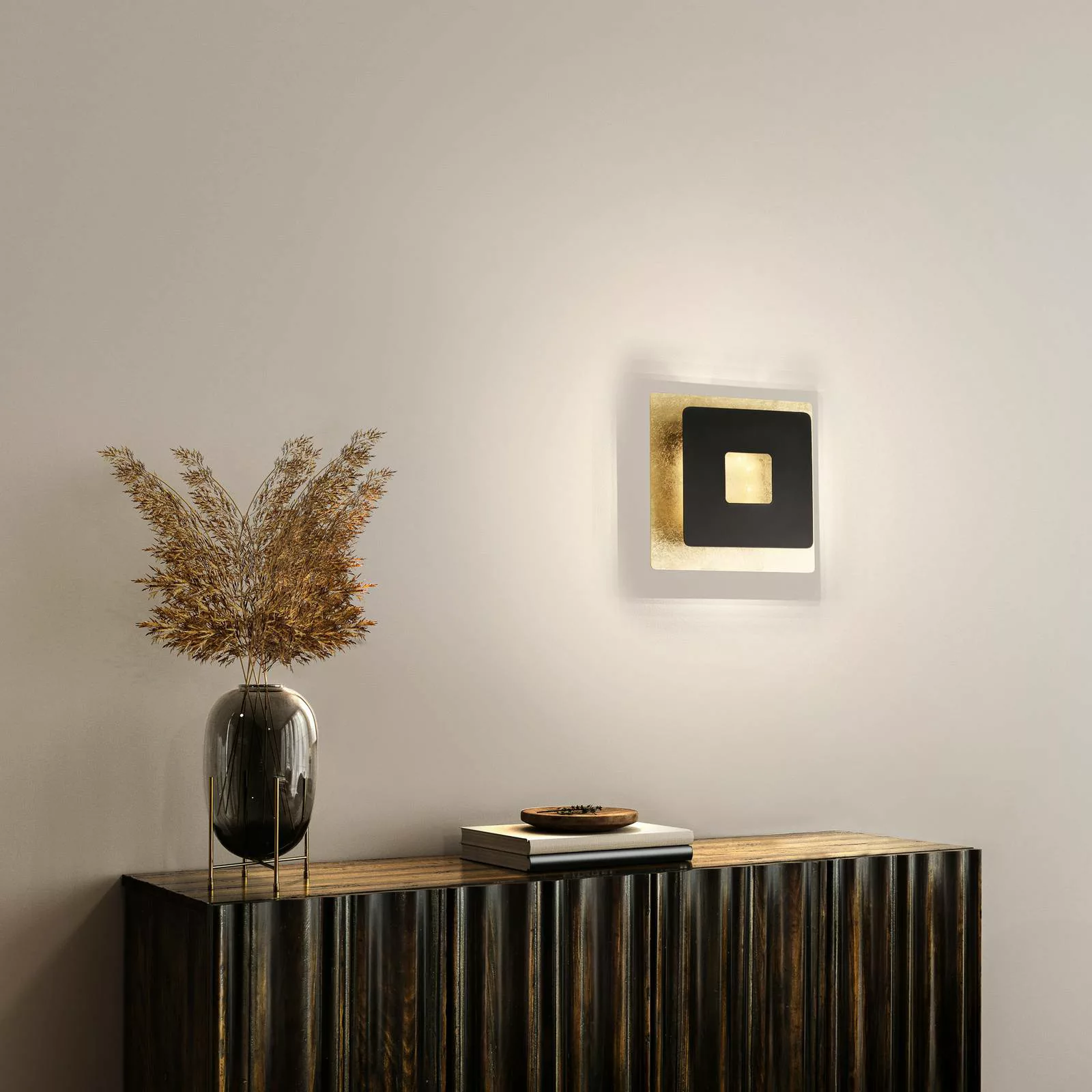 LED-Wandleuchte Hennes, Breite 18 cm, blattgold/schwarz günstig online kaufen
