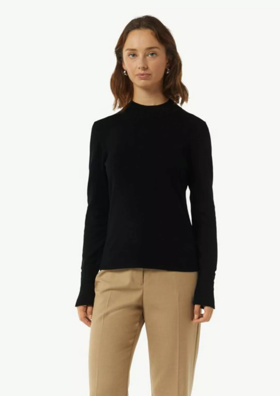 Comma Langarmshirt Feiner Strickpullover mit Turtleneck Zierknopf günstig online kaufen