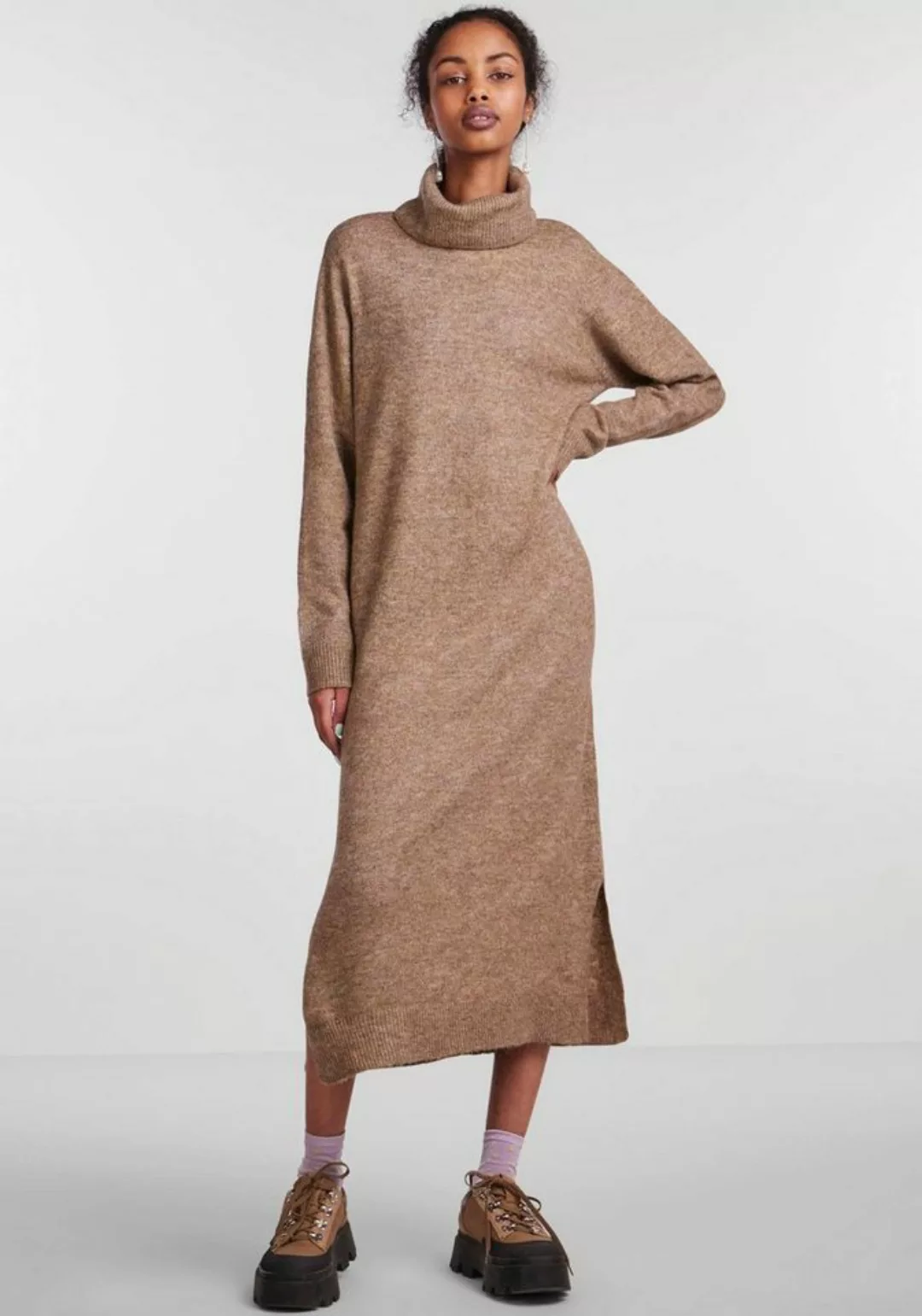 pieces Strickkleid PCJULIANA LS ROLLNECK KNIT DRESS NOOS BC günstig online kaufen