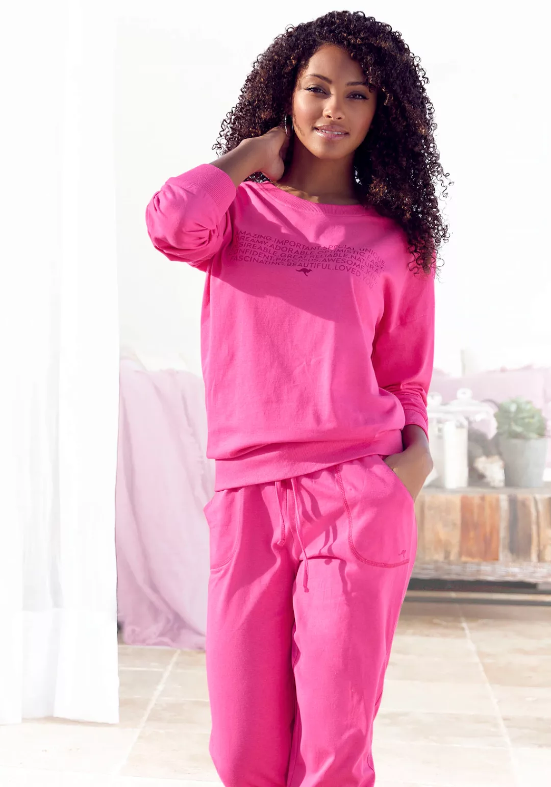 KangaROOS Pyjama, (2 tlg.), mit Slogan-Frontdruck günstig online kaufen