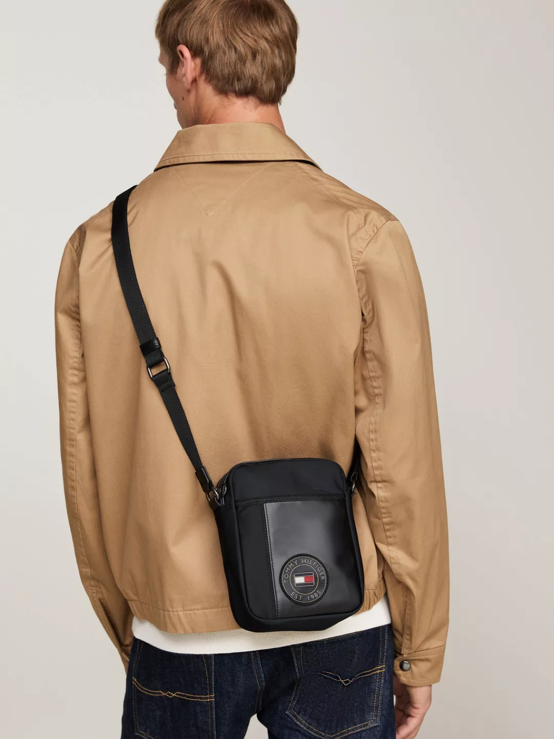 Tommy Hilfiger Schultertasche "Men TH BLOCKED MINI REPORTER Shoulder Bag", günstig online kaufen