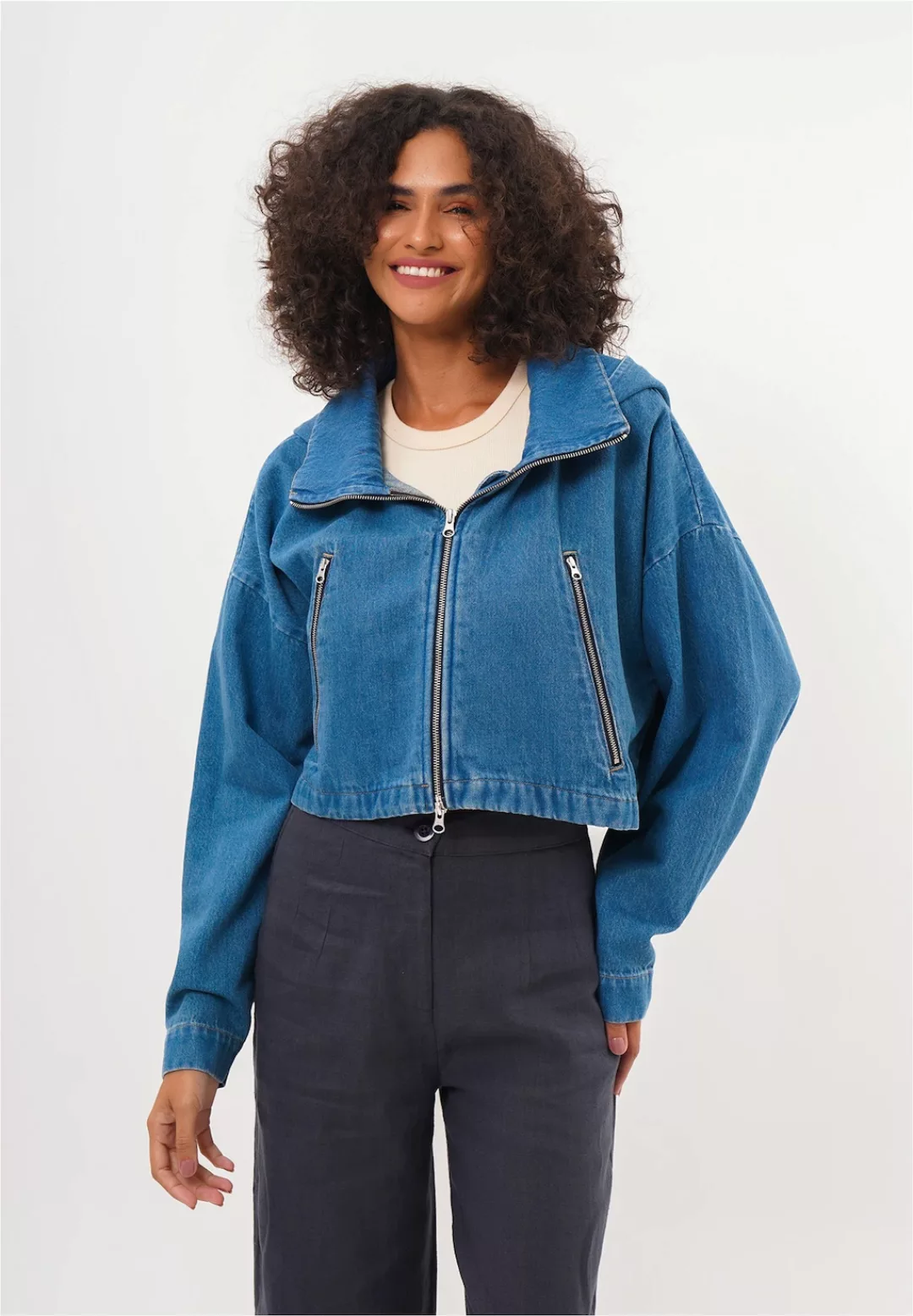 freshlions Jeansjacke "Juliana", (1 St.), im kuscheligen Design mit Kapuze günstig online kaufen