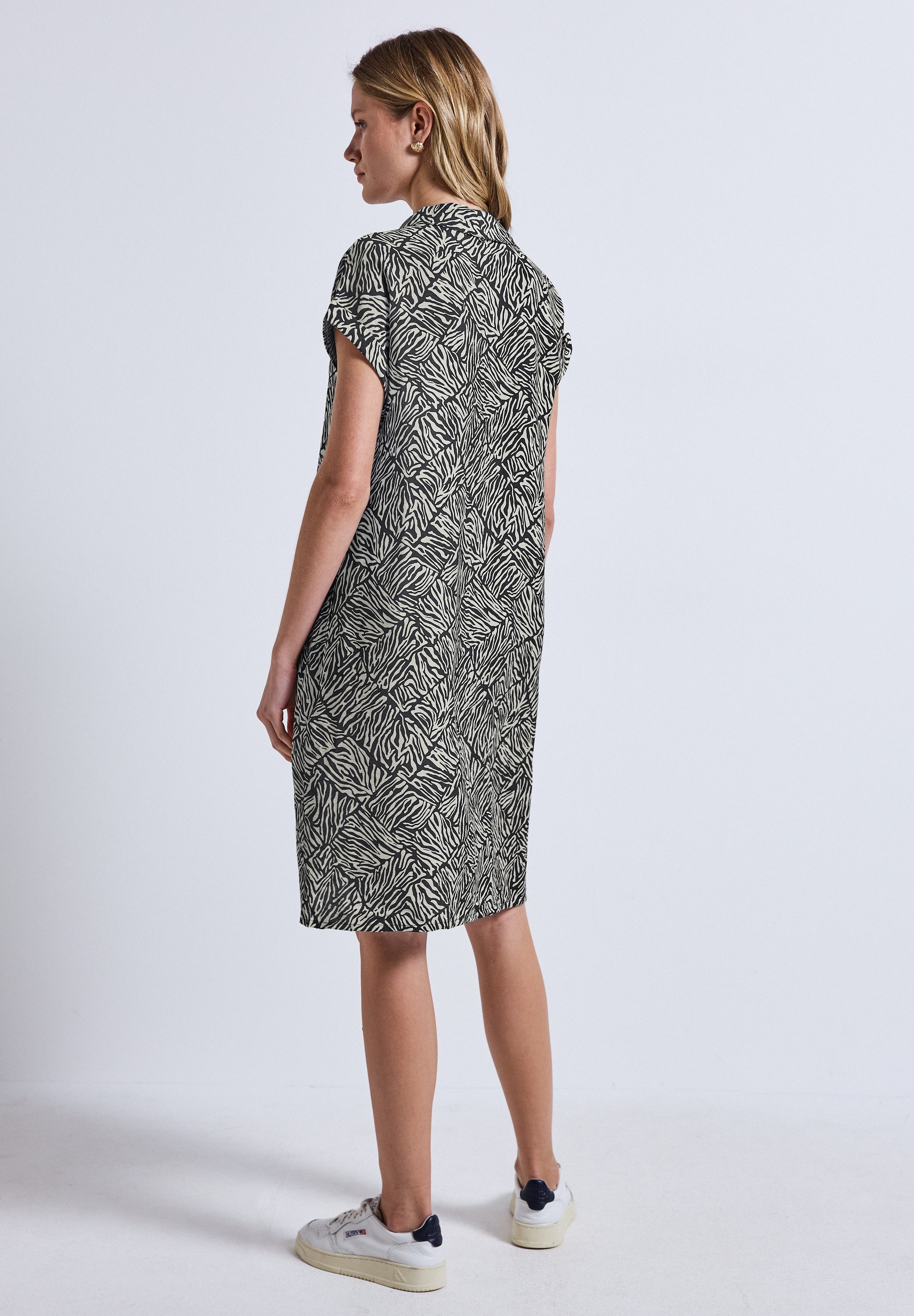 STREET ONE Shirtkleid mit seitlichen Einschubtaschen günstig online kaufen