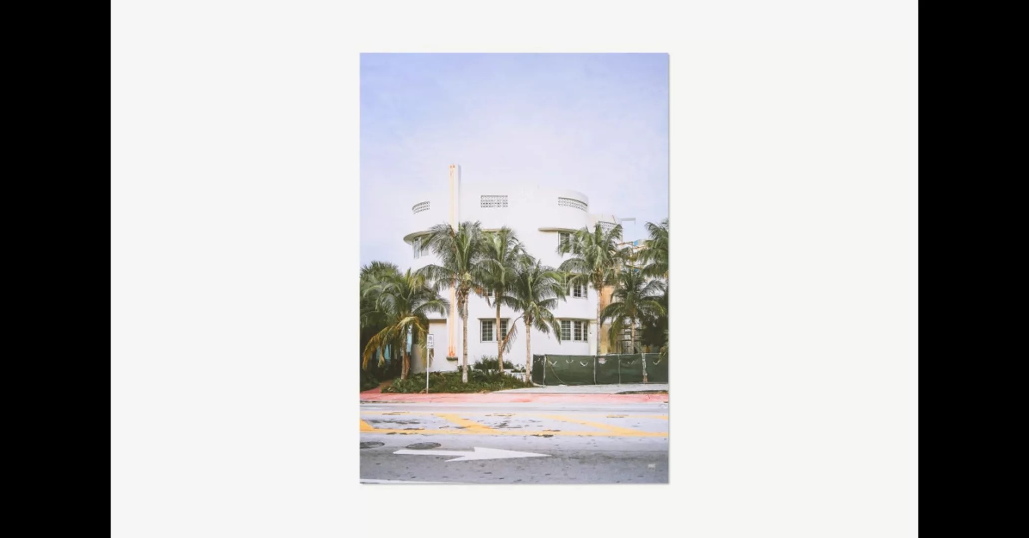 David & David Studio Miami The Hall Kunstdruck von Thao Courtial (70 x 100 günstig online kaufen