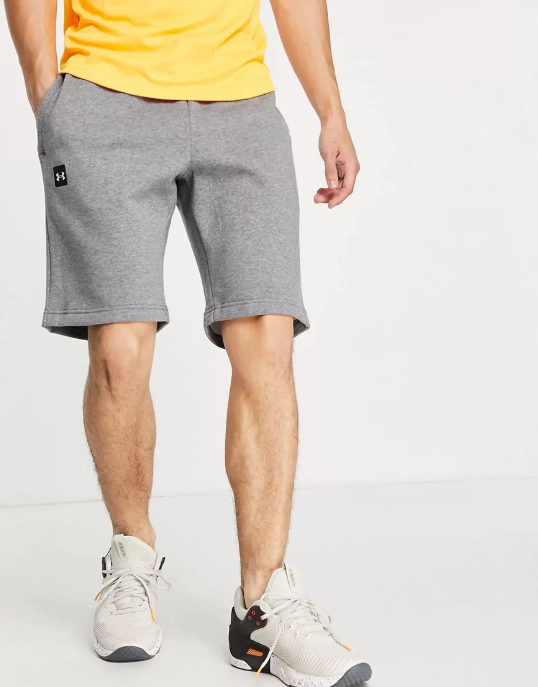 Under Armour – Rival – Fleece-Shorts in Grau günstig online kaufen
