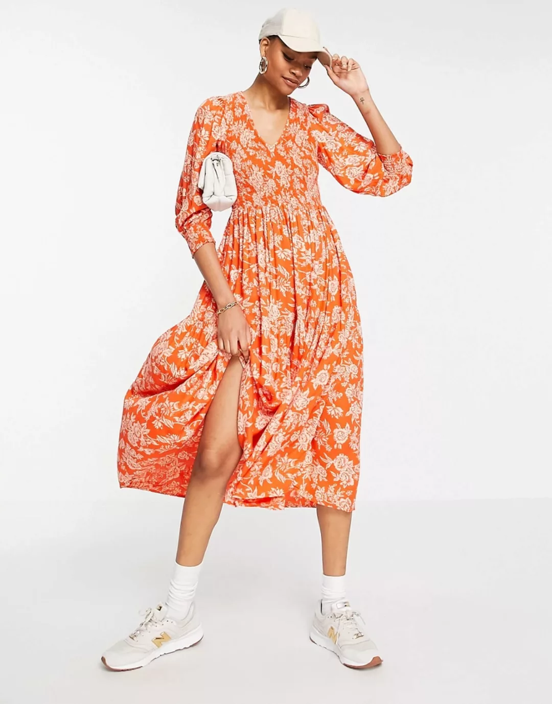 Y.A.S – Midi-Hängerkleid mit Blumenmuster in leuchtendem Orange günstig online kaufen