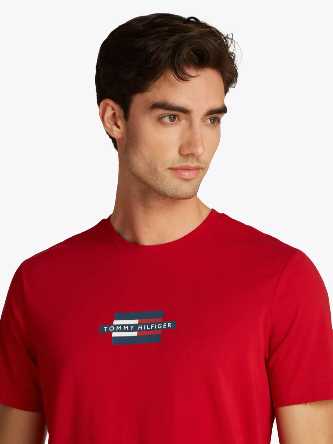 Tommy Hilfiger Kurzarmshirt "FLAG BOX TEE", Mit Rundhalsausschnitt günstig online kaufen