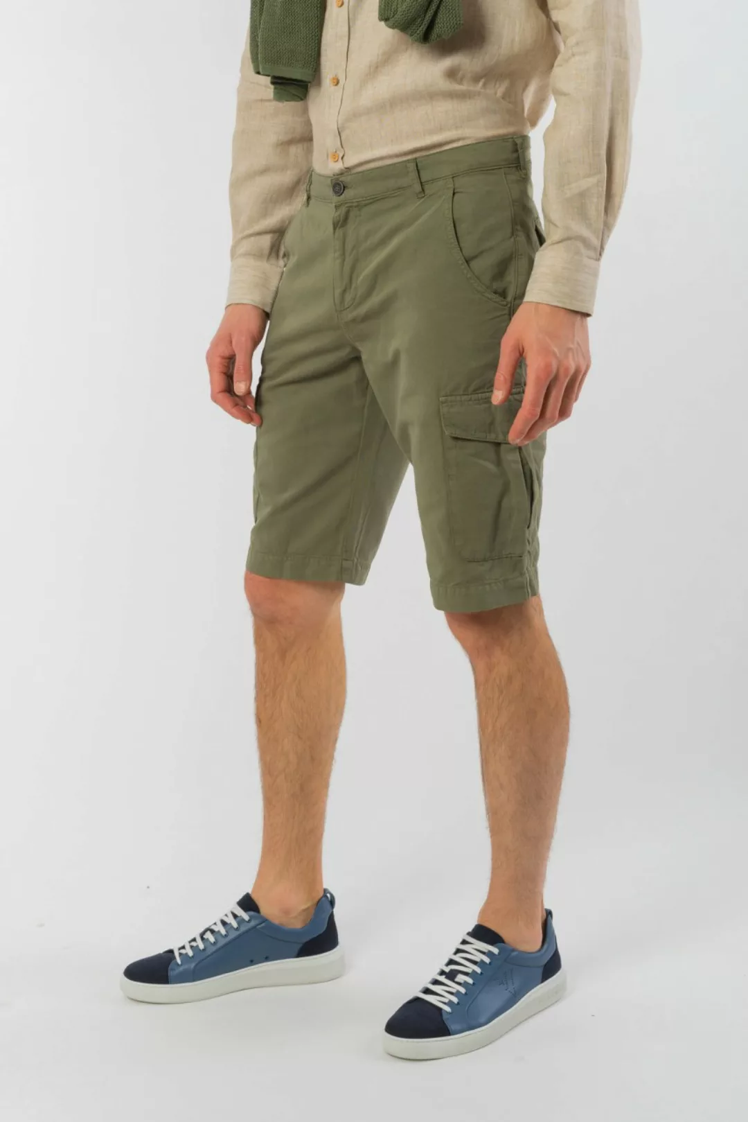 Bermudas mit Cargo Taschen aus Leinen & Bio Baumwolle günstig online kaufen