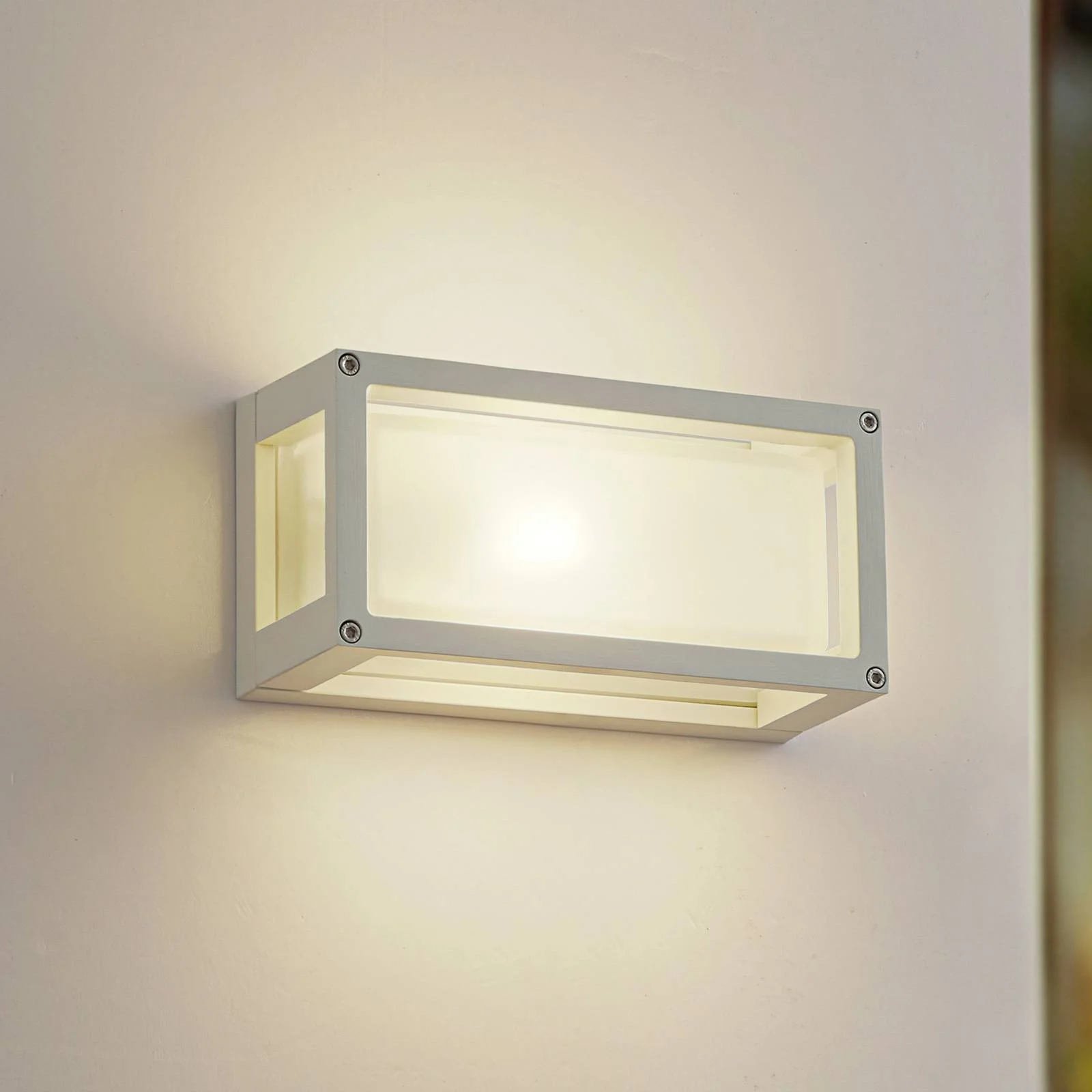 Lucande Außenwandlampe Aurelien, weiß, Glas, 12,5cm, IP54 günstig online kaufen