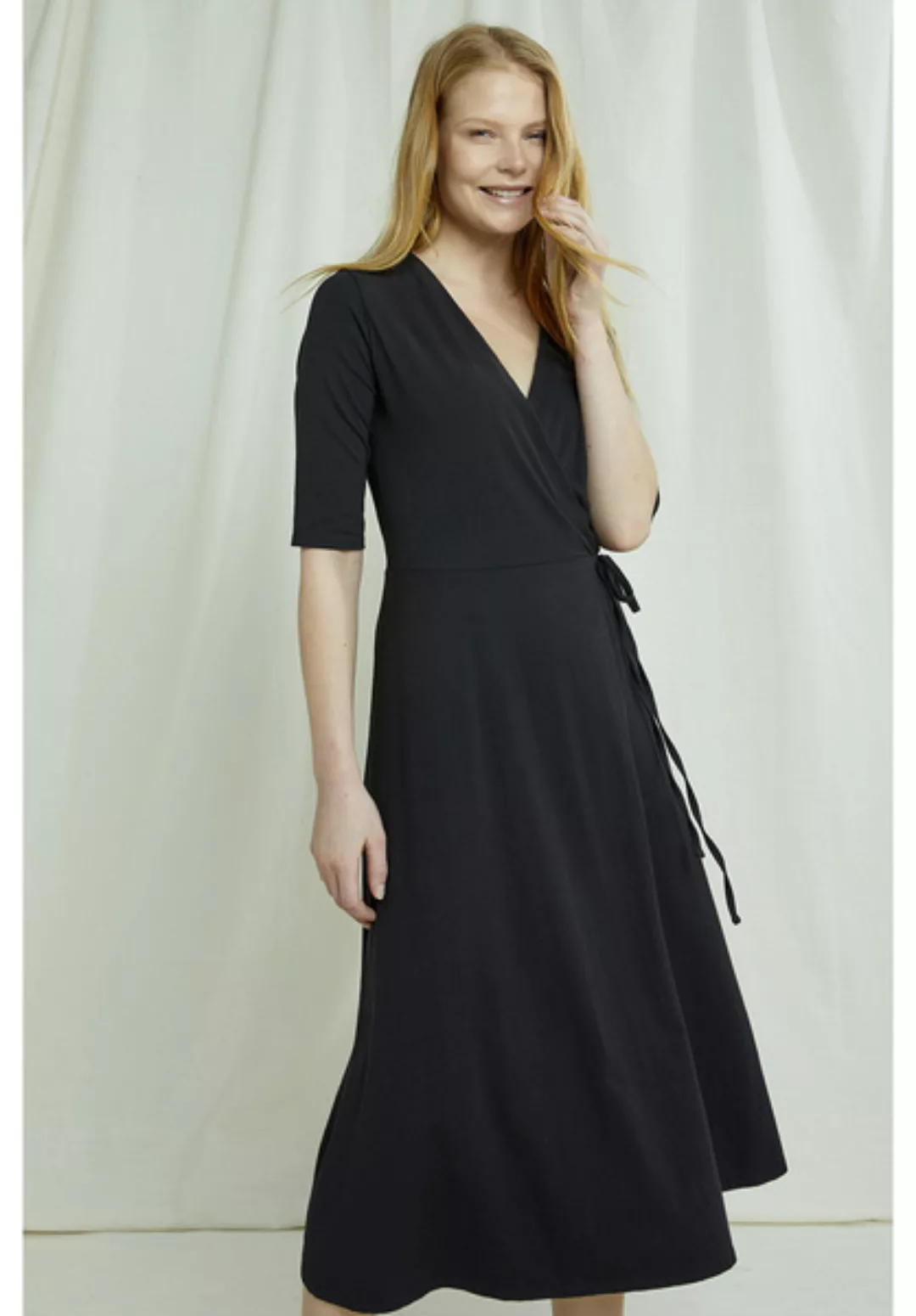 Mishka Wrap Dress In Black + Rost günstig online kaufen